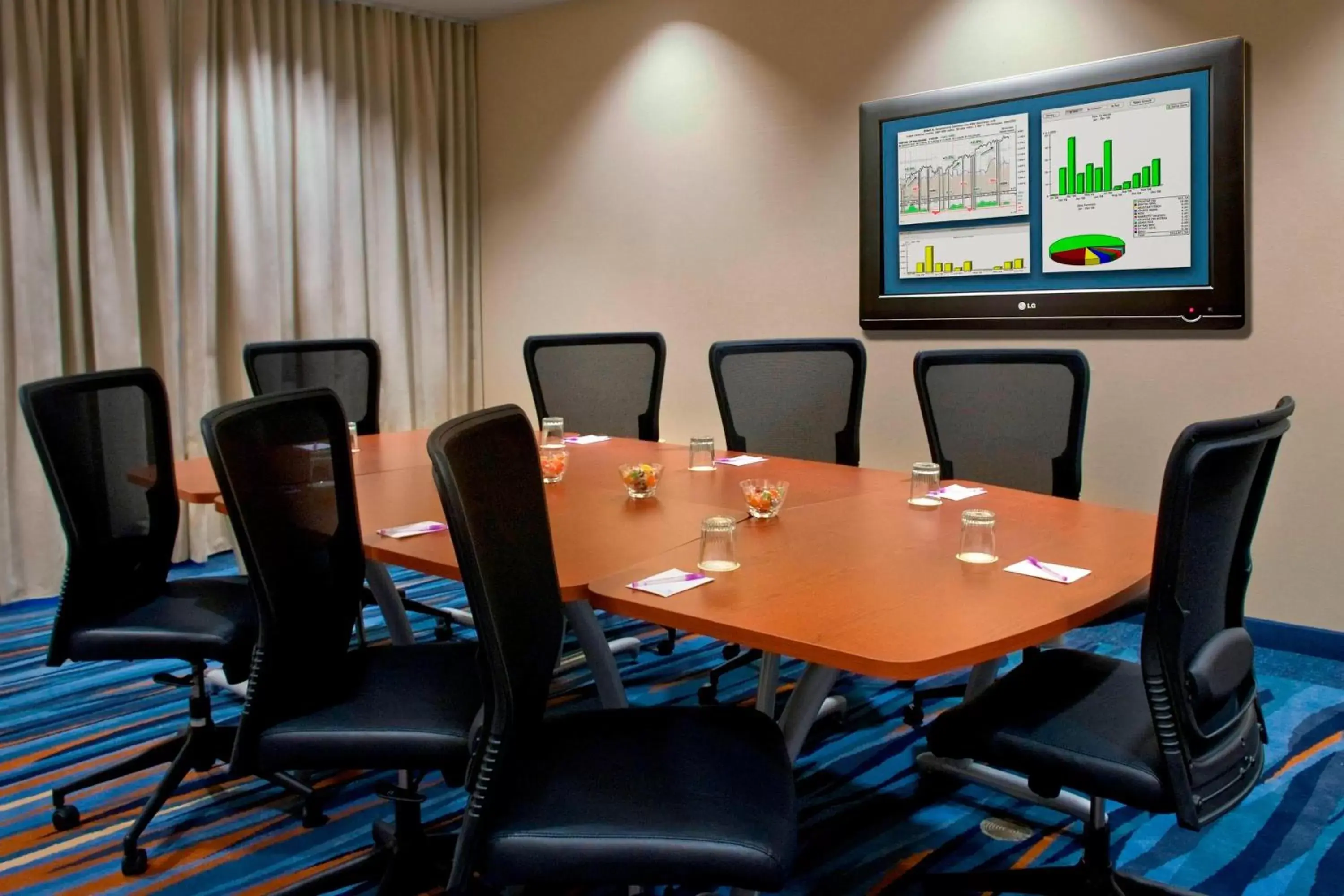 Meeting/conference room in SpringHill Suites by Marriott Syracuse Carrier Circle