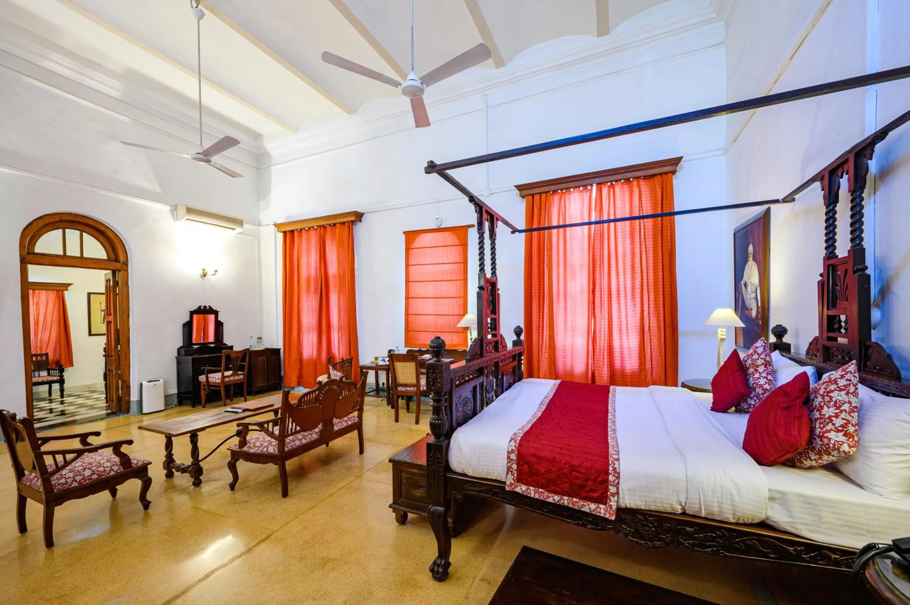 Bed in Neemrana's - Baradari Palace
