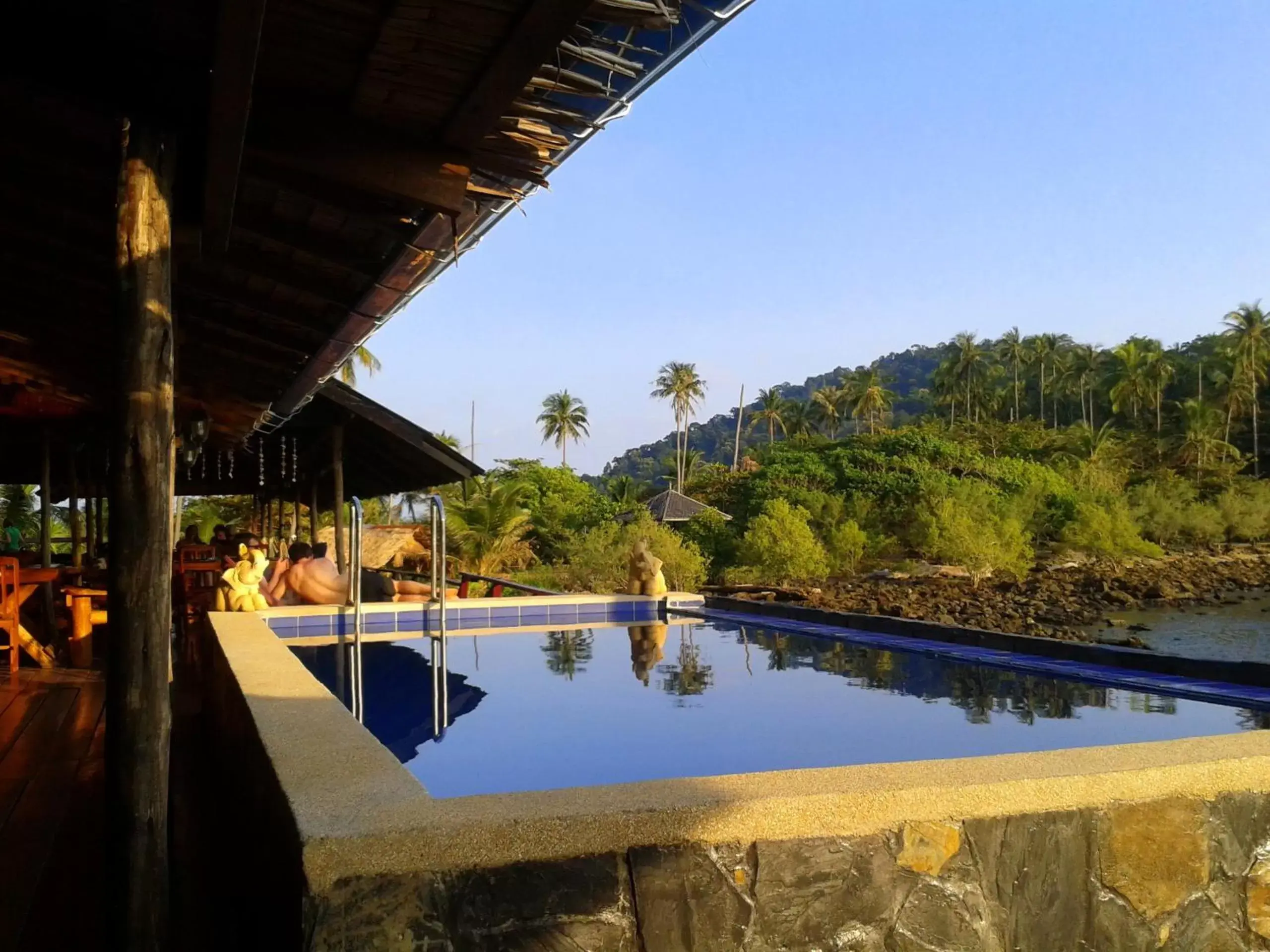 Swimming Pool in Cliff Cottage