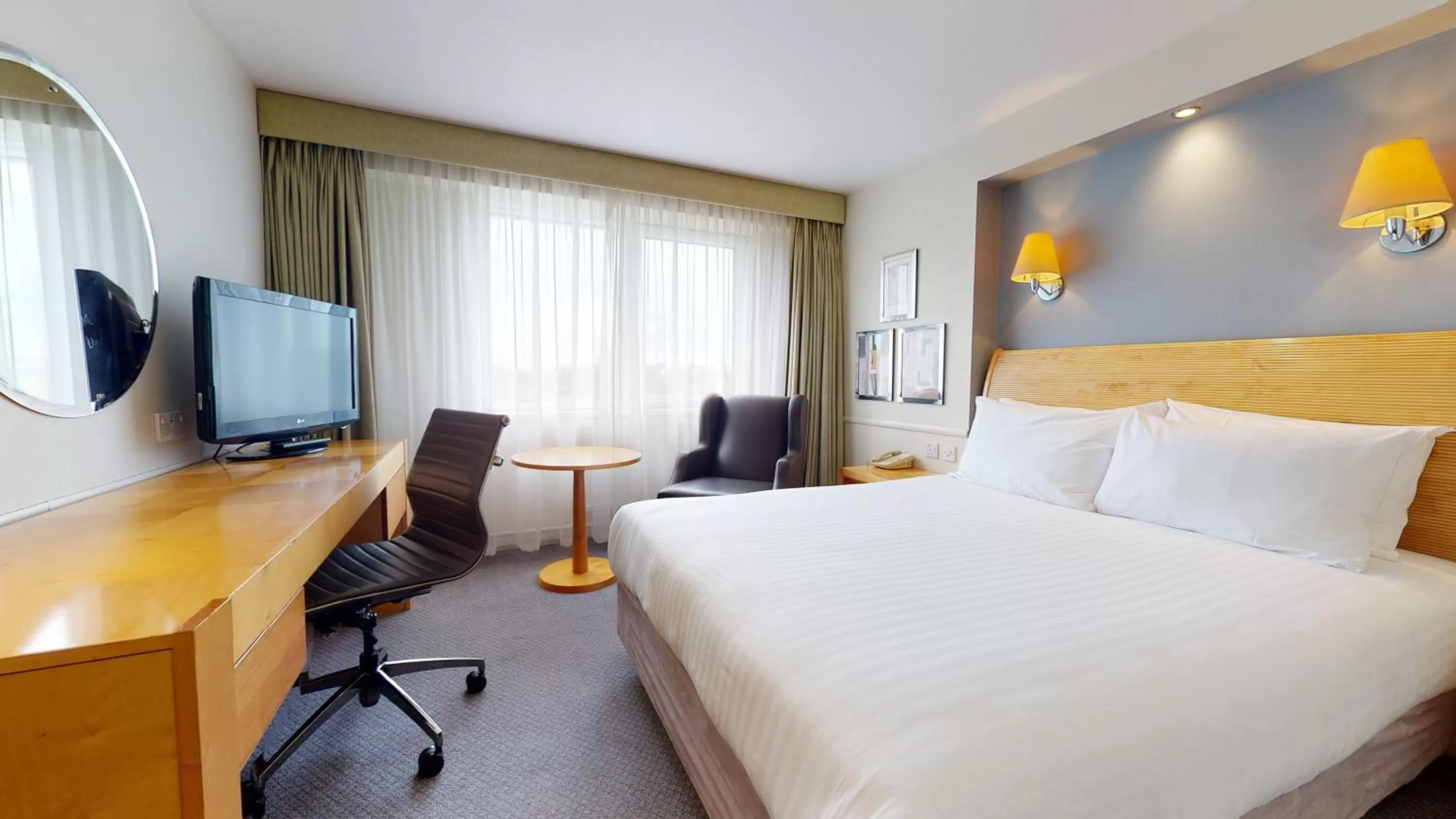 Bed in Holiday Inn Basildon by IHG