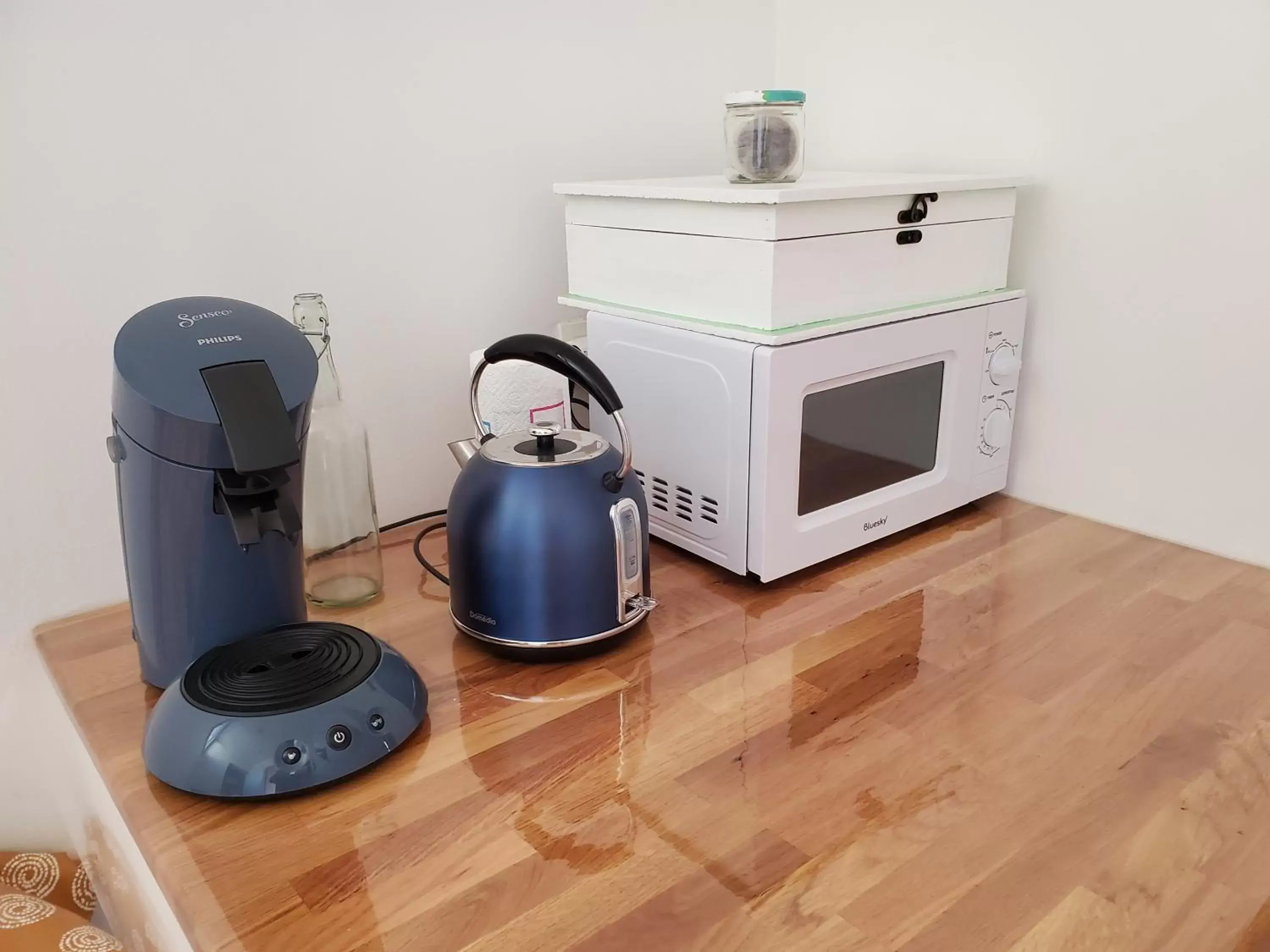 Coffee/tea facilities, Kitchen/Kitchenette in Chambres à la Campagne