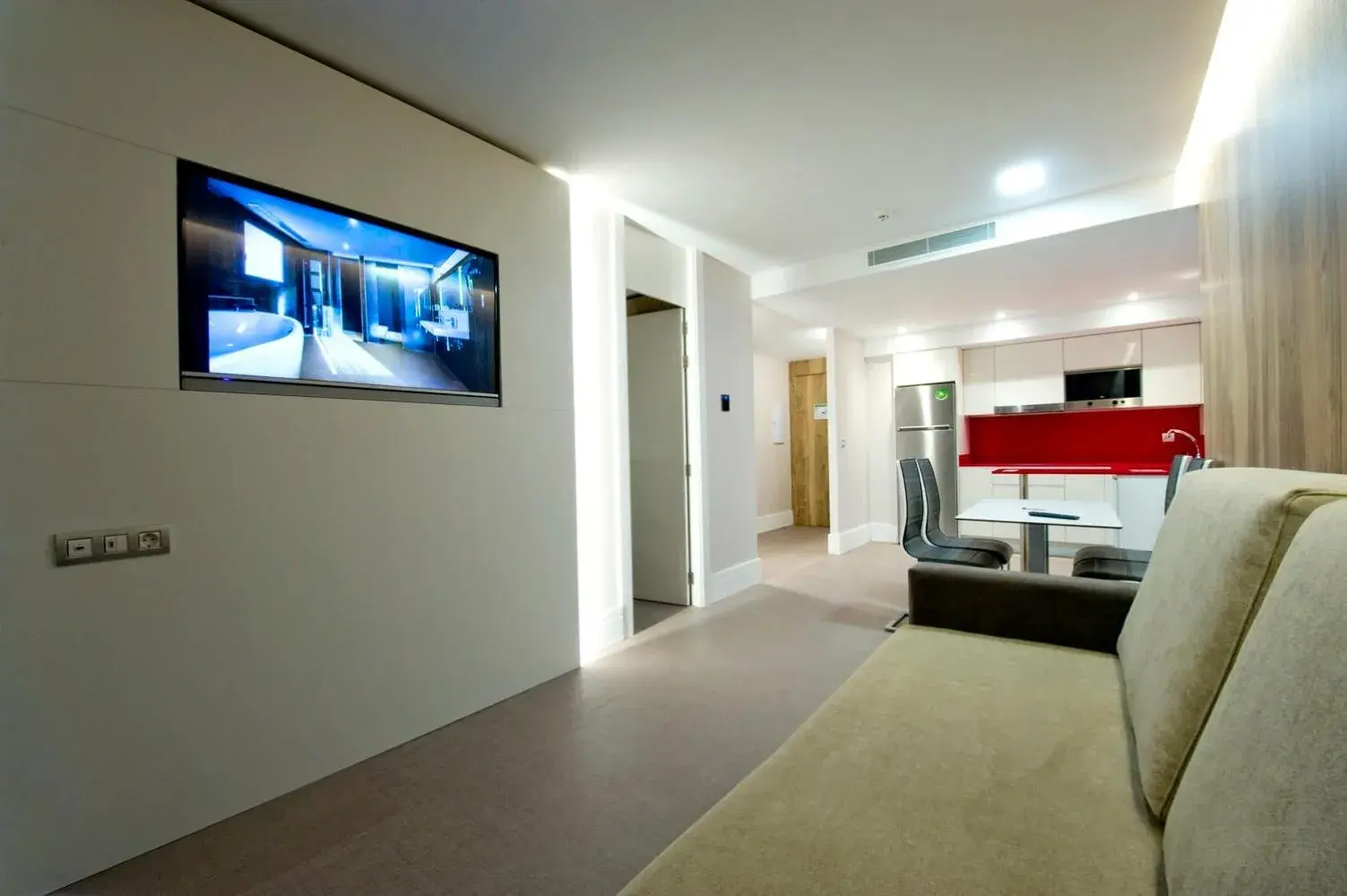 TV and multimedia, TV/Entertainment Center in Hotel & Spa Ciudad de Bin¿r