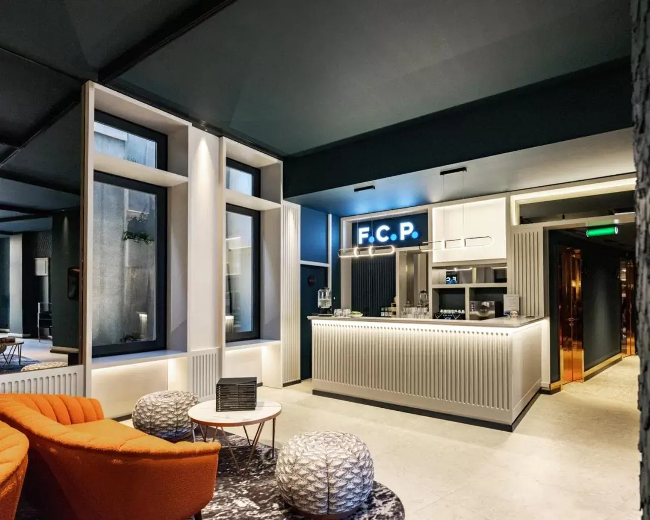Lounge or bar, Lobby/Reception in Axis Porto Club Aliados