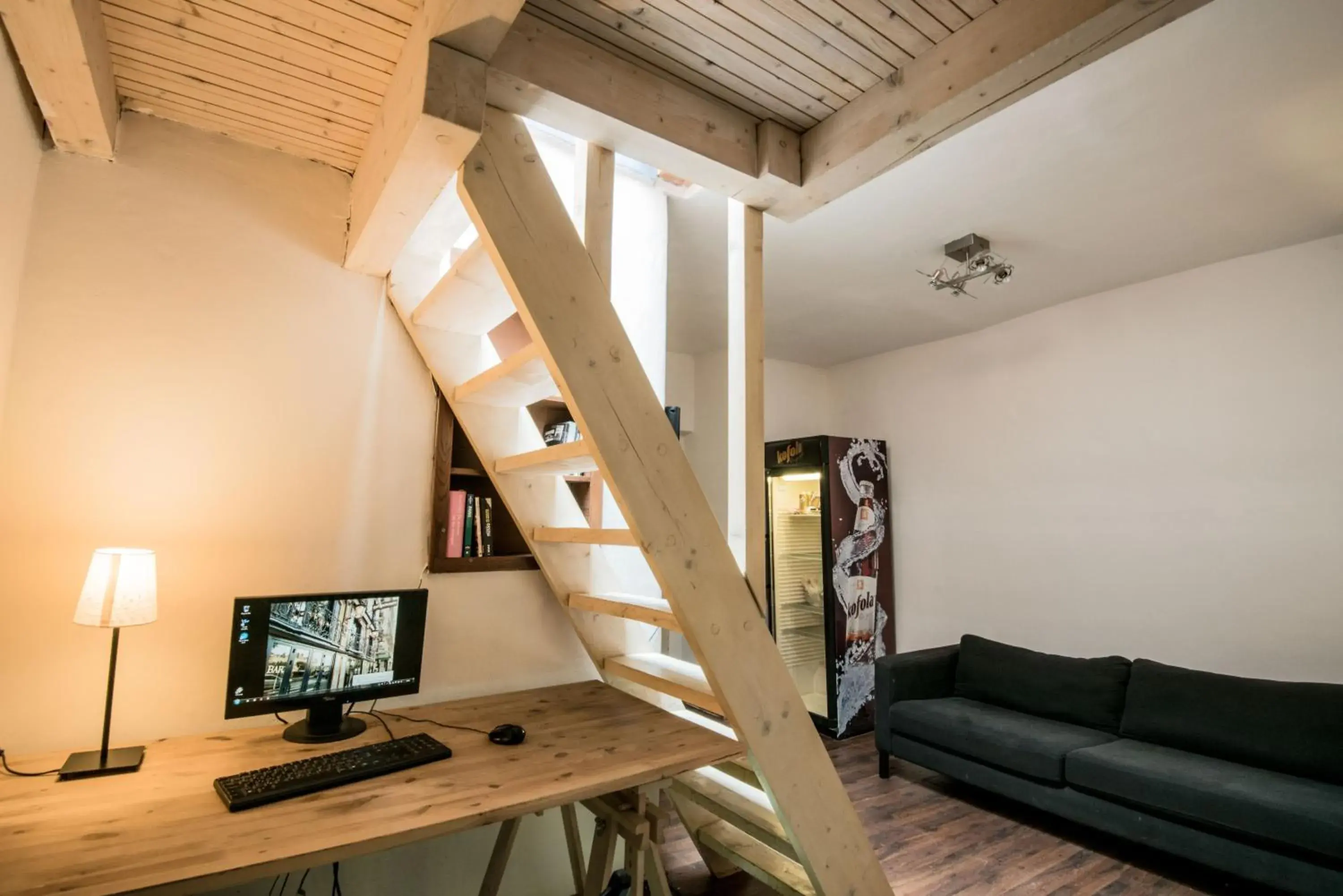 Charles Bridge Hostel & Apartments