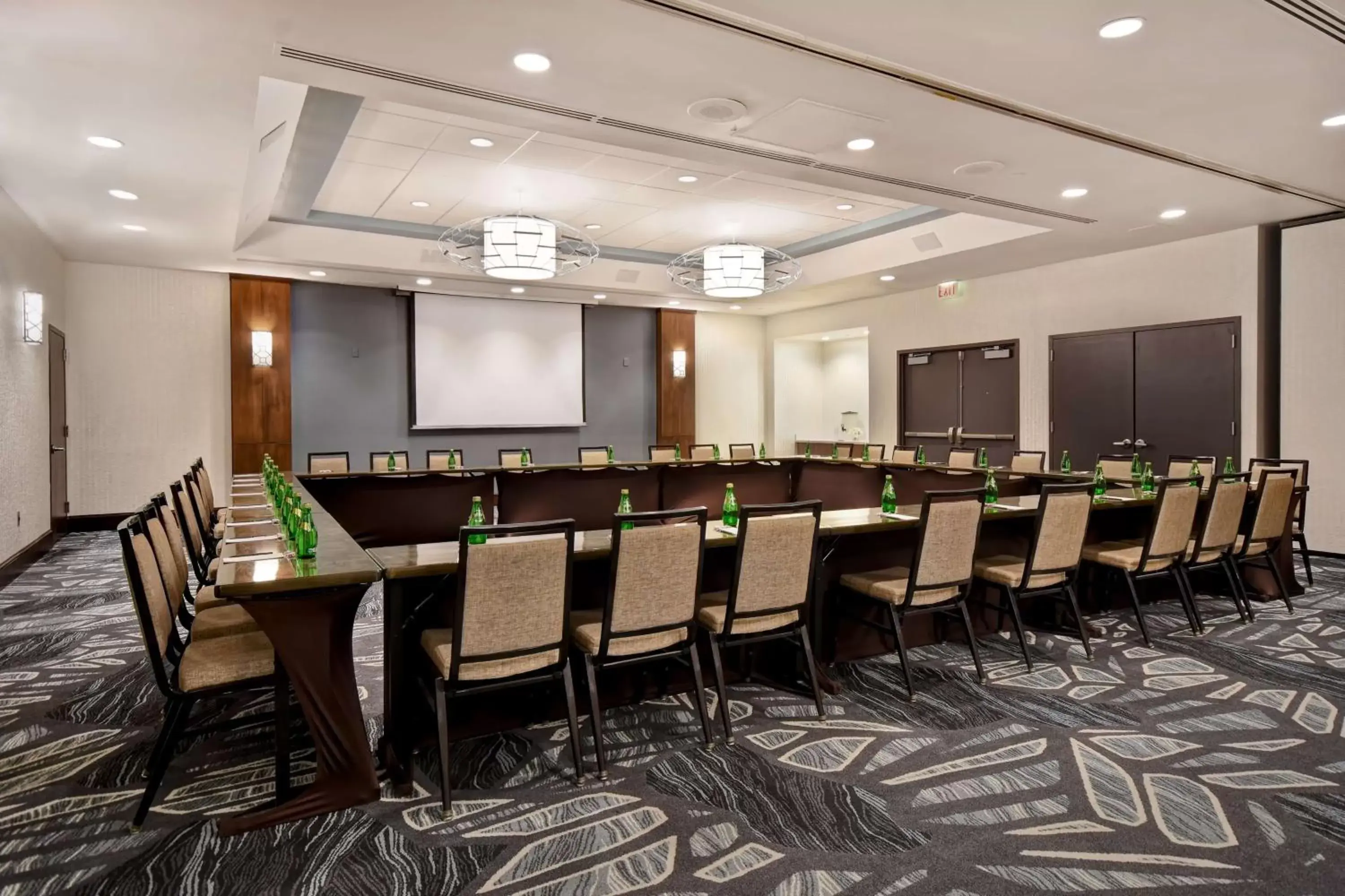 Meeting/conference room in Embassy Suites Syracuse