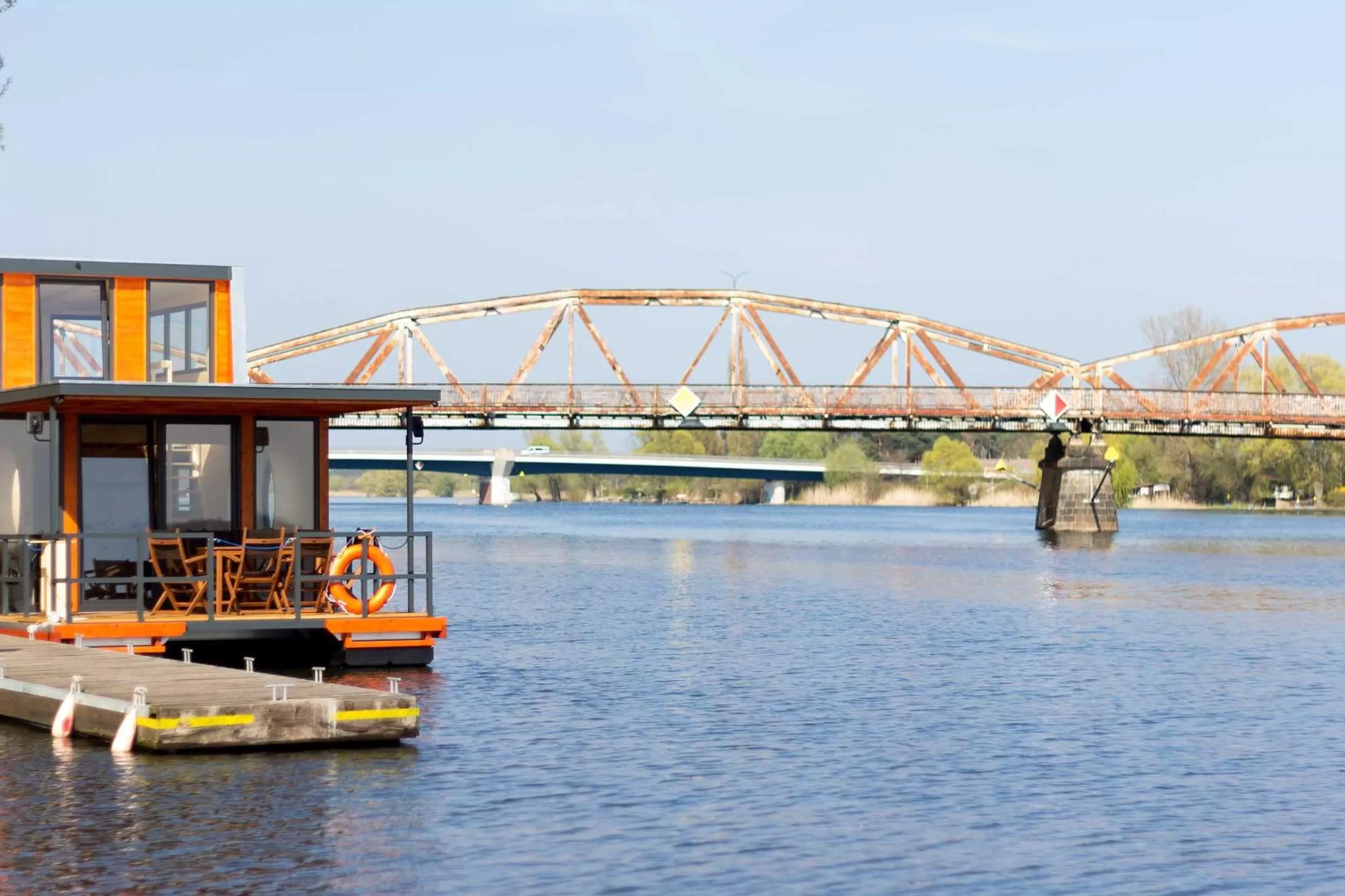 River view in Gästehaus Schloss Plaue