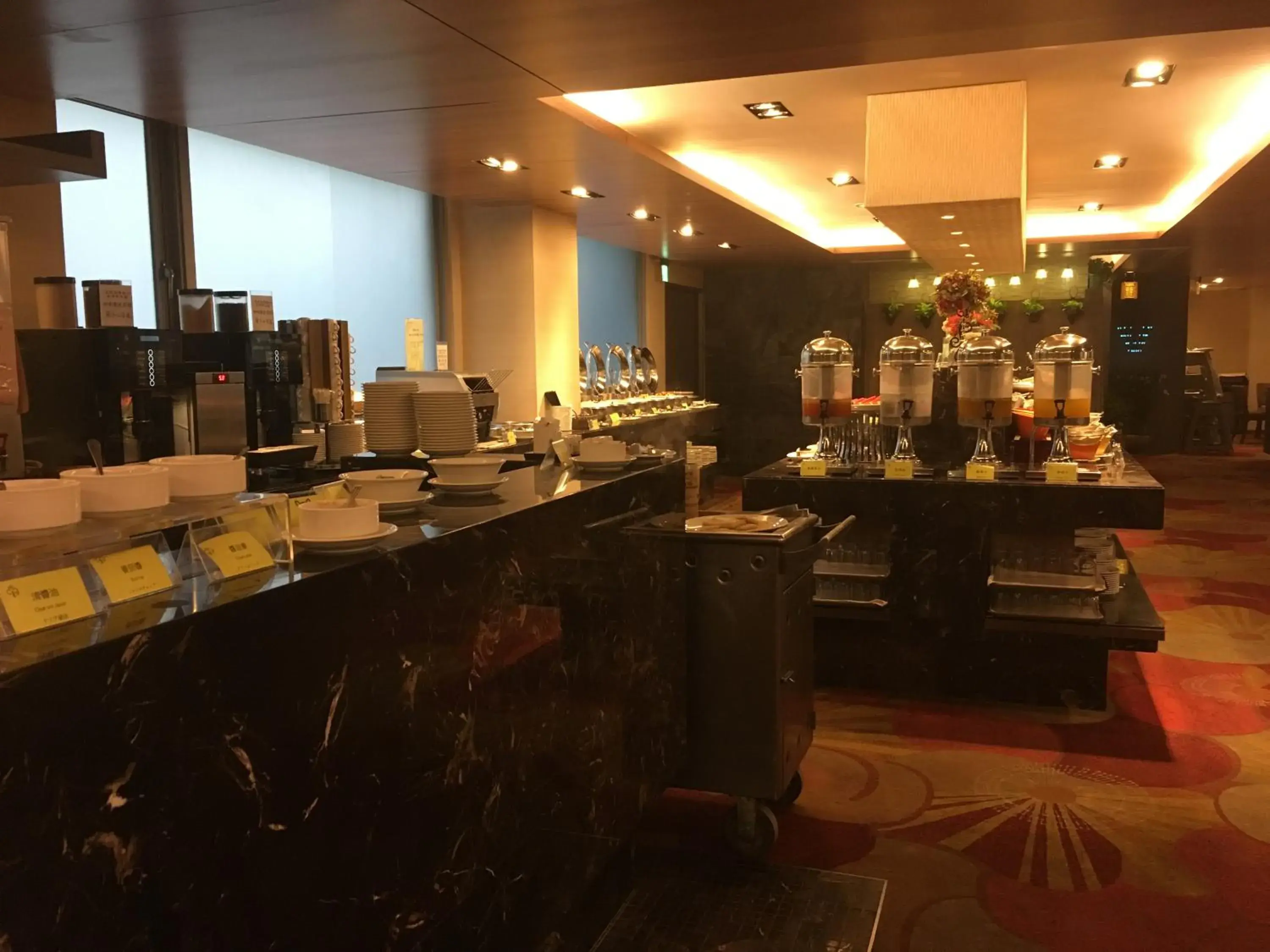 Restaurant/places to eat in Park City Hotel Central Taichung