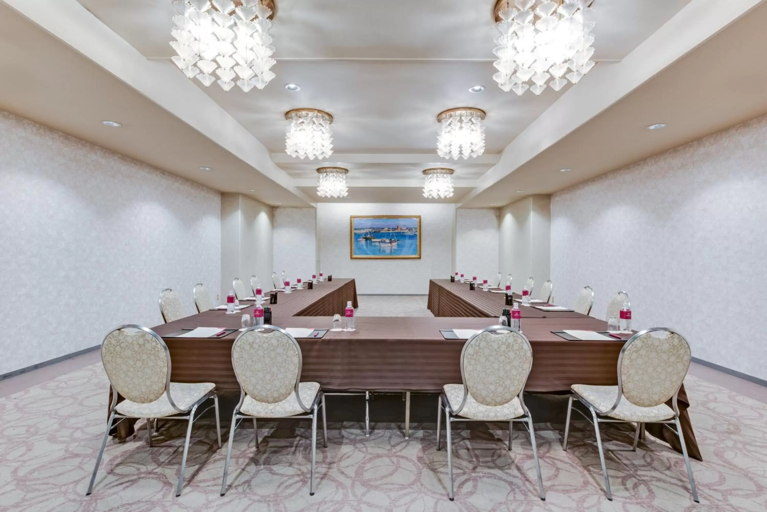 Meeting/conference room in ANA Crowne Plaza Fukuoka, an IHG Hotel