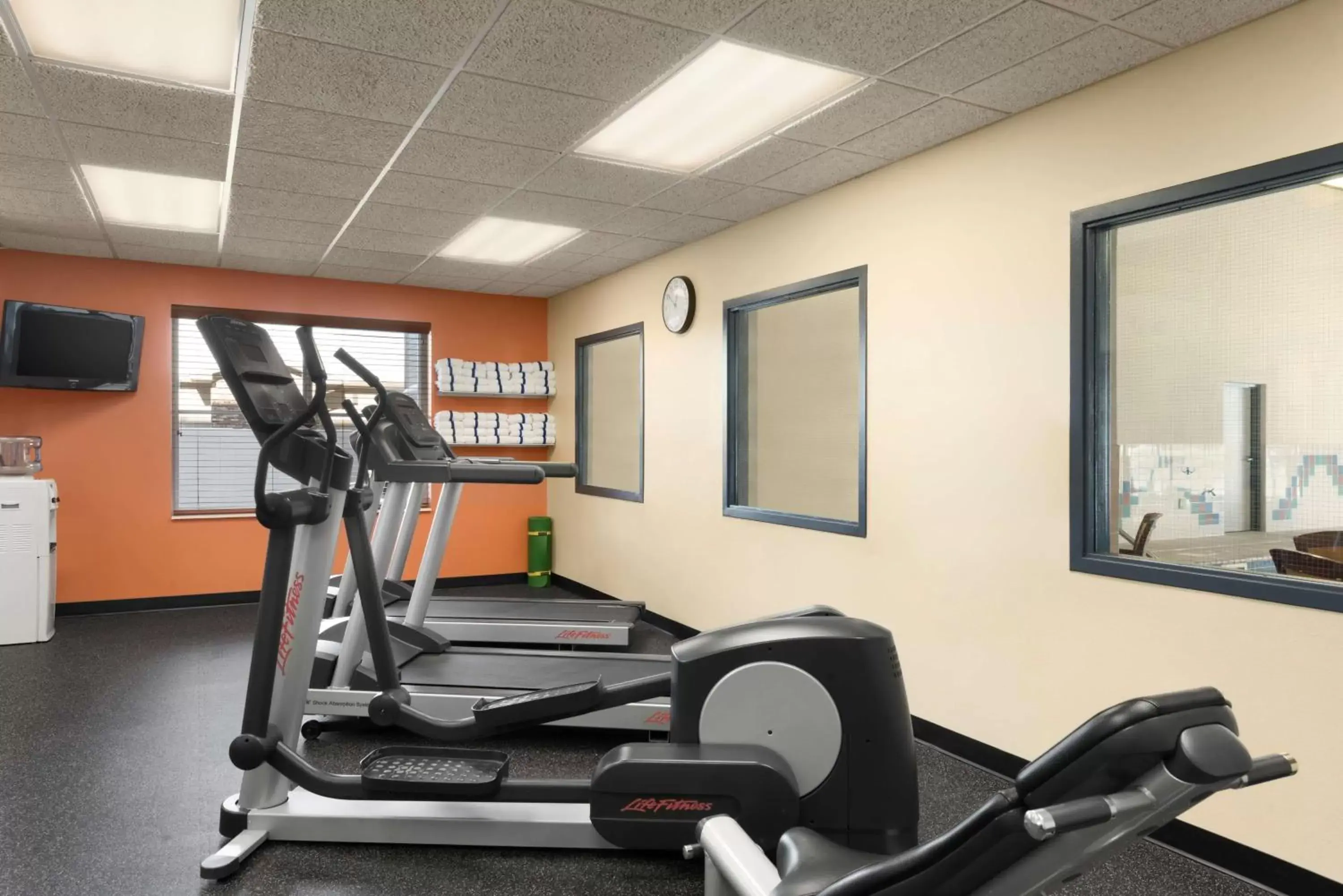 Activities, Fitness Center/Facilities in Country Inn & Suites by Radisson, Duluth North, MN