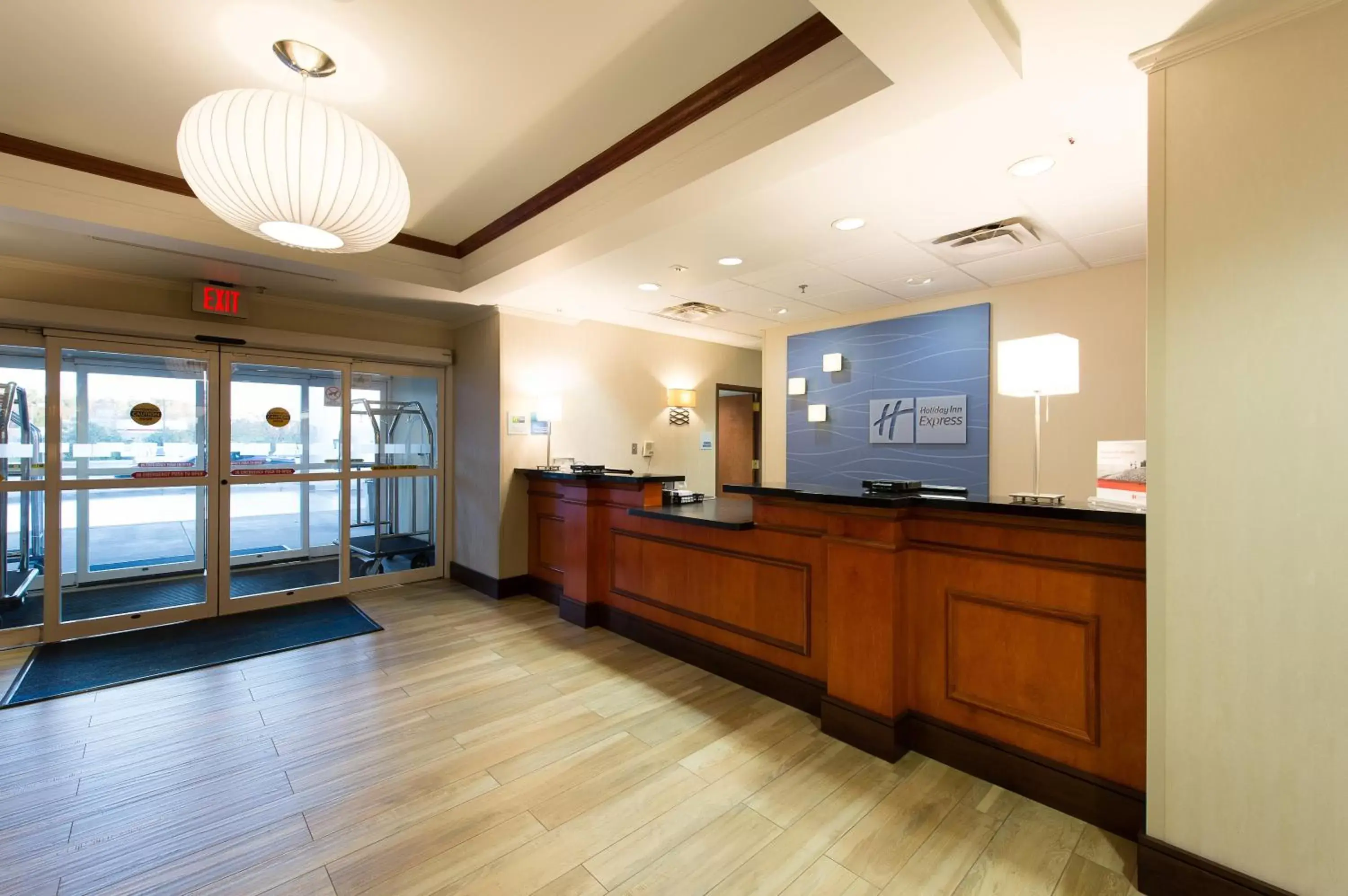 Property building, Lobby/Reception in Holiday Inn Express & Suites Walterboro, an IHG Hotel