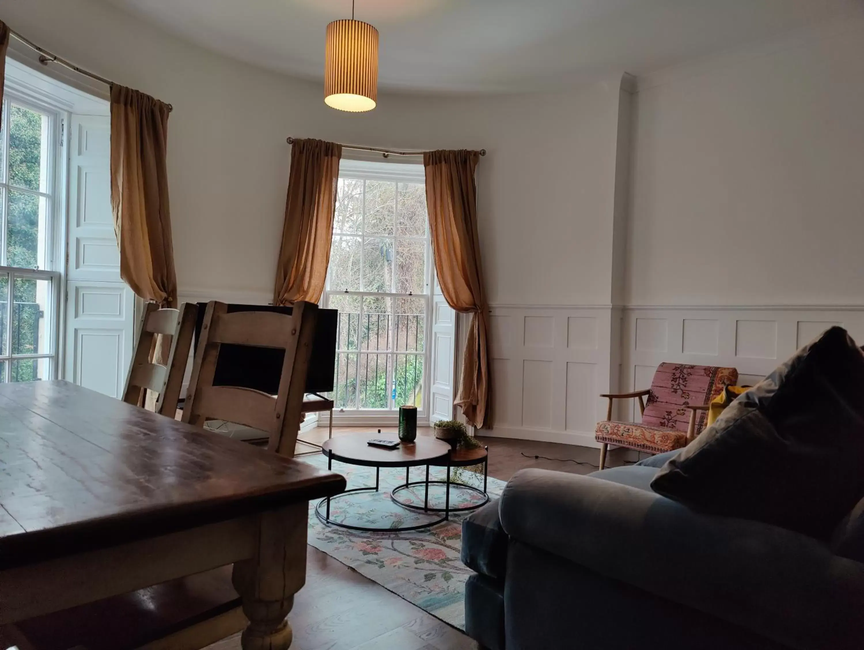 Seating Area in Slateford House 1770 by The House of Danu