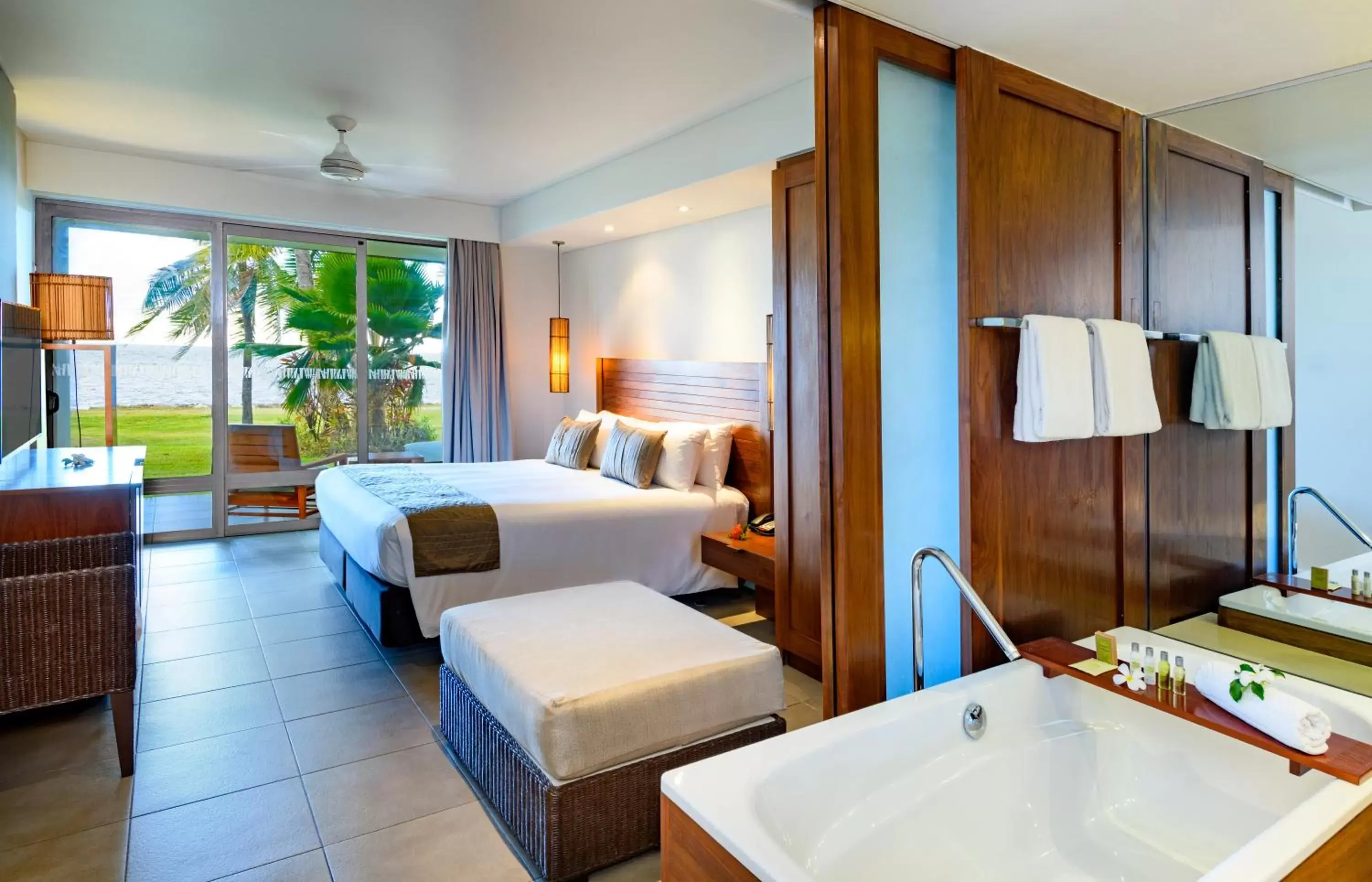 Bed, Bathroom in Hilton Fiji Beach Resort and Spa
