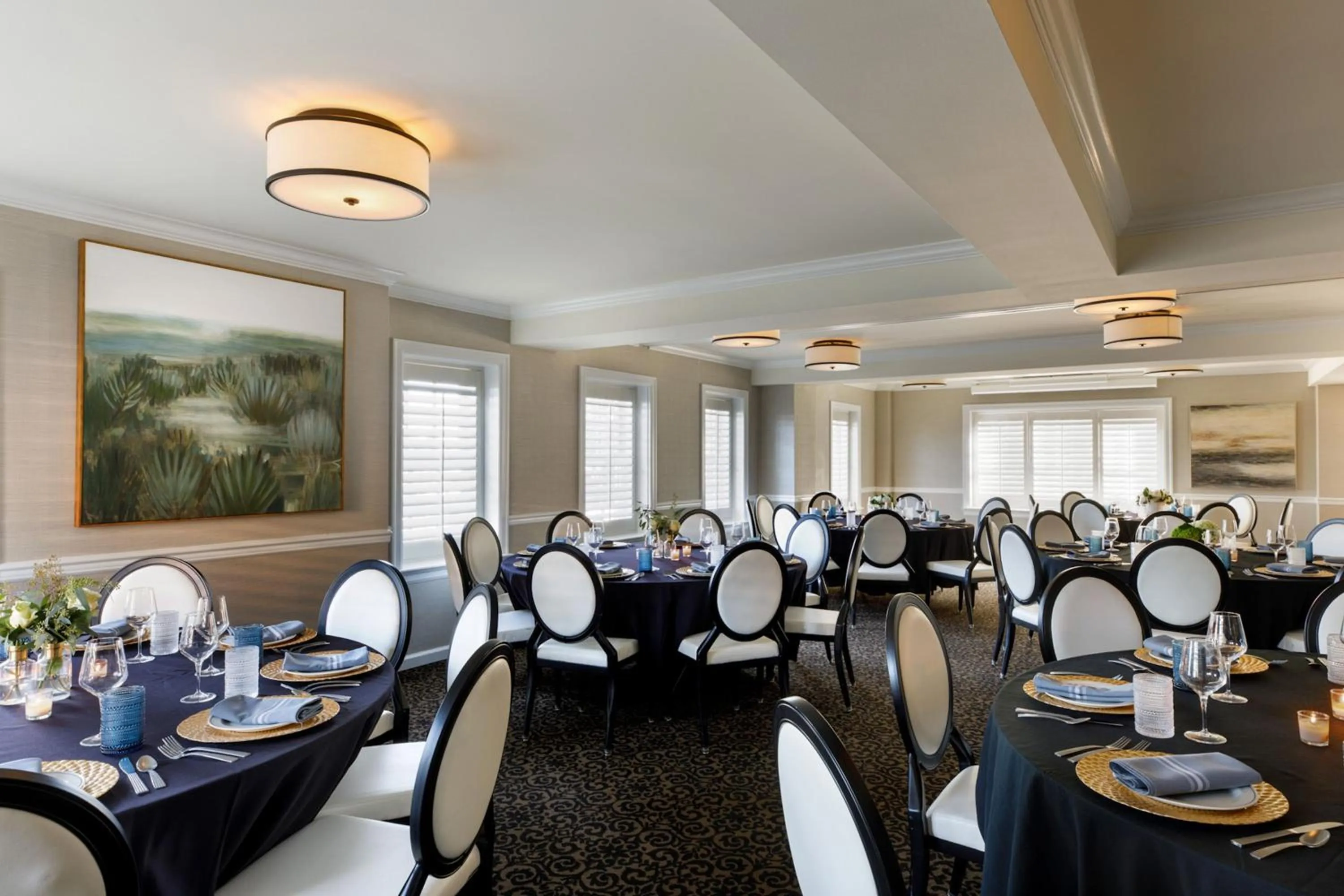 Meeting/conference room in Ambassador Hotel Tulsa, Autograph Collection