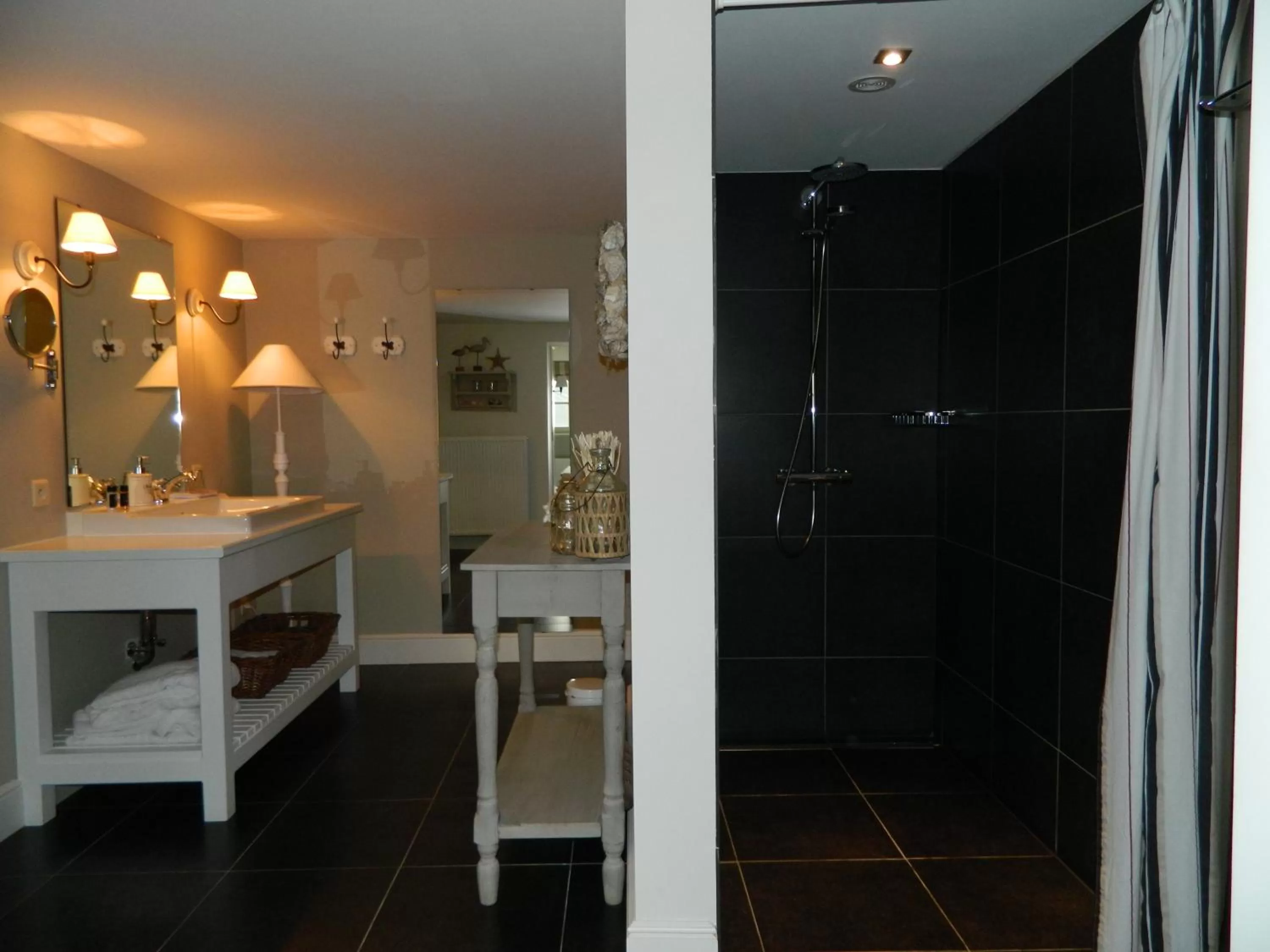 Bathroom in Bed & Breakfast Het Zilte Zand - Westende - Middelkerke - De Kust