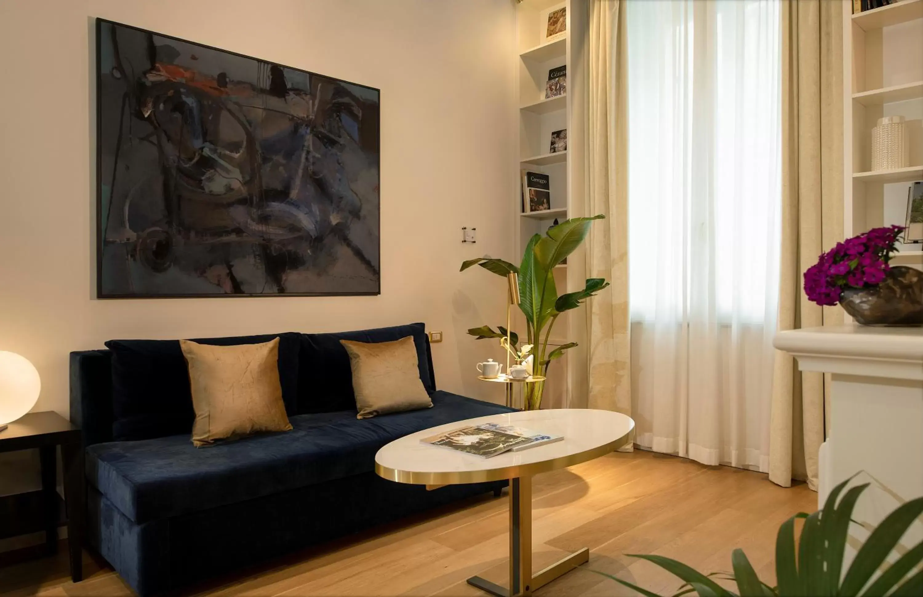 Living room, Seating Area in Elizabeth Unique Hotel | a Member of Design Hotels™