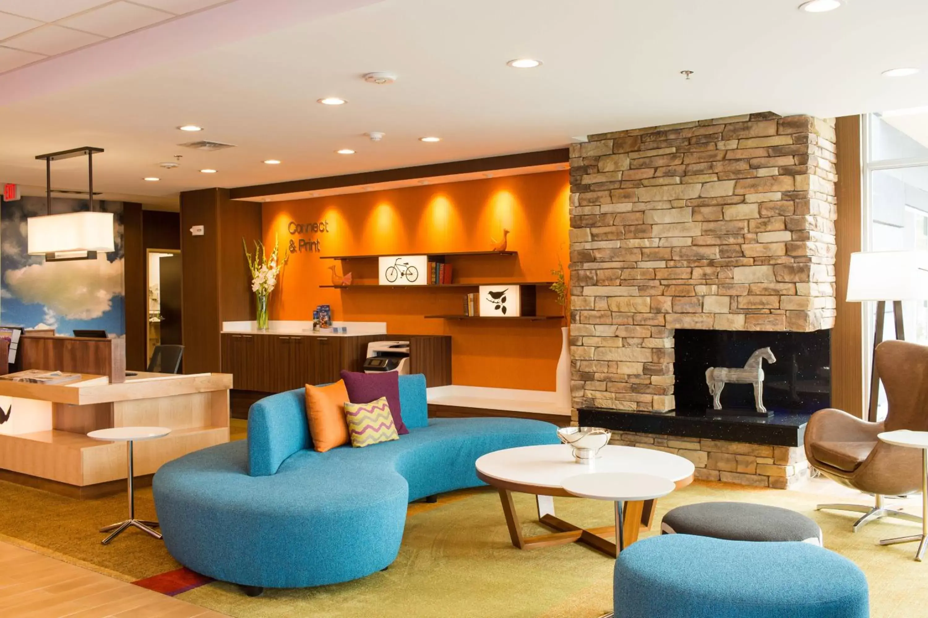 Lobby or reception, Lounge/Bar in Fairfield Inn & Suites by Marriott Sheridan