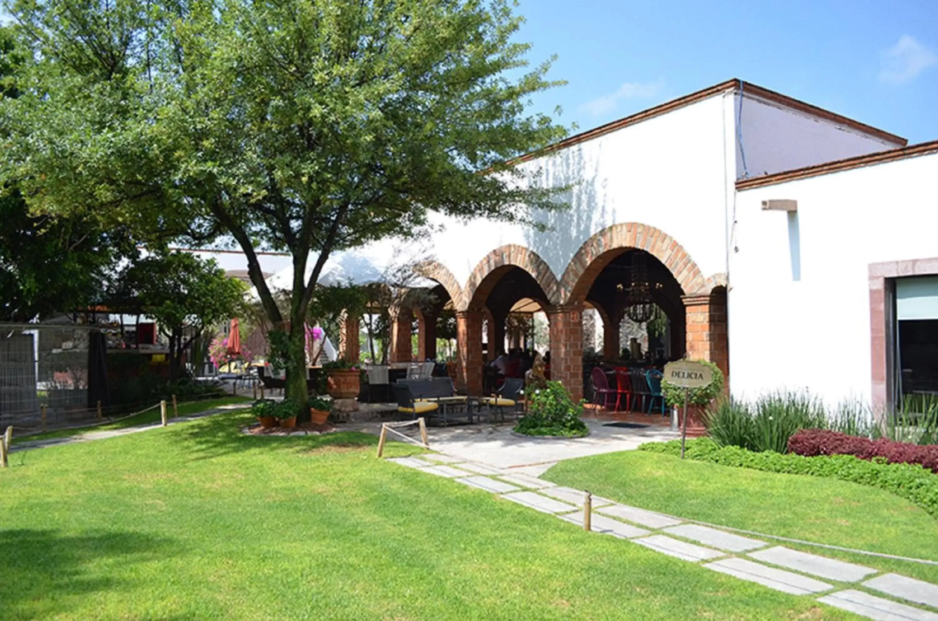 Patio, Property Building in Hotel Hacienda San Cristóbal