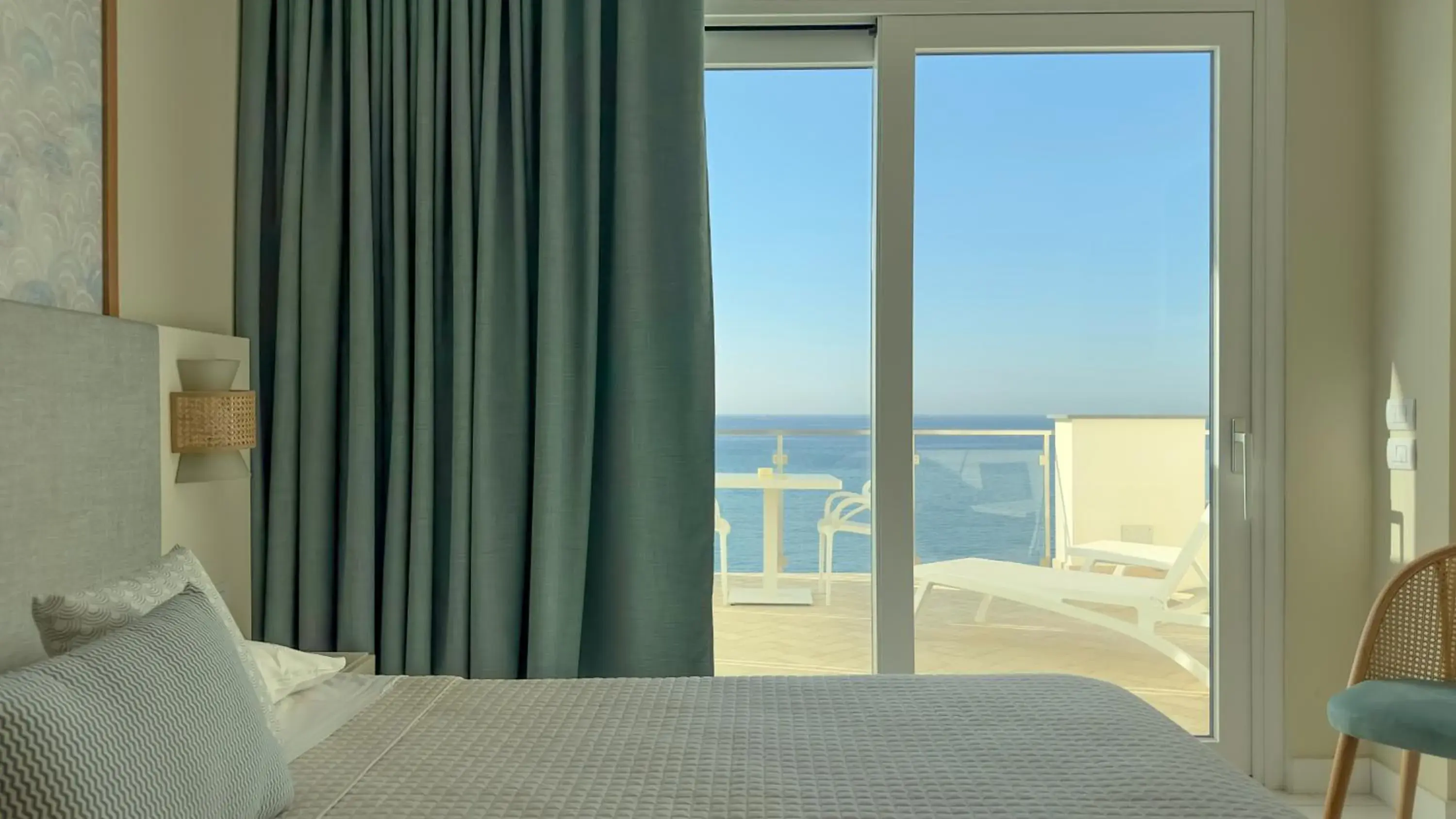 Bed, Sea View in Hotel Giosue' a mare