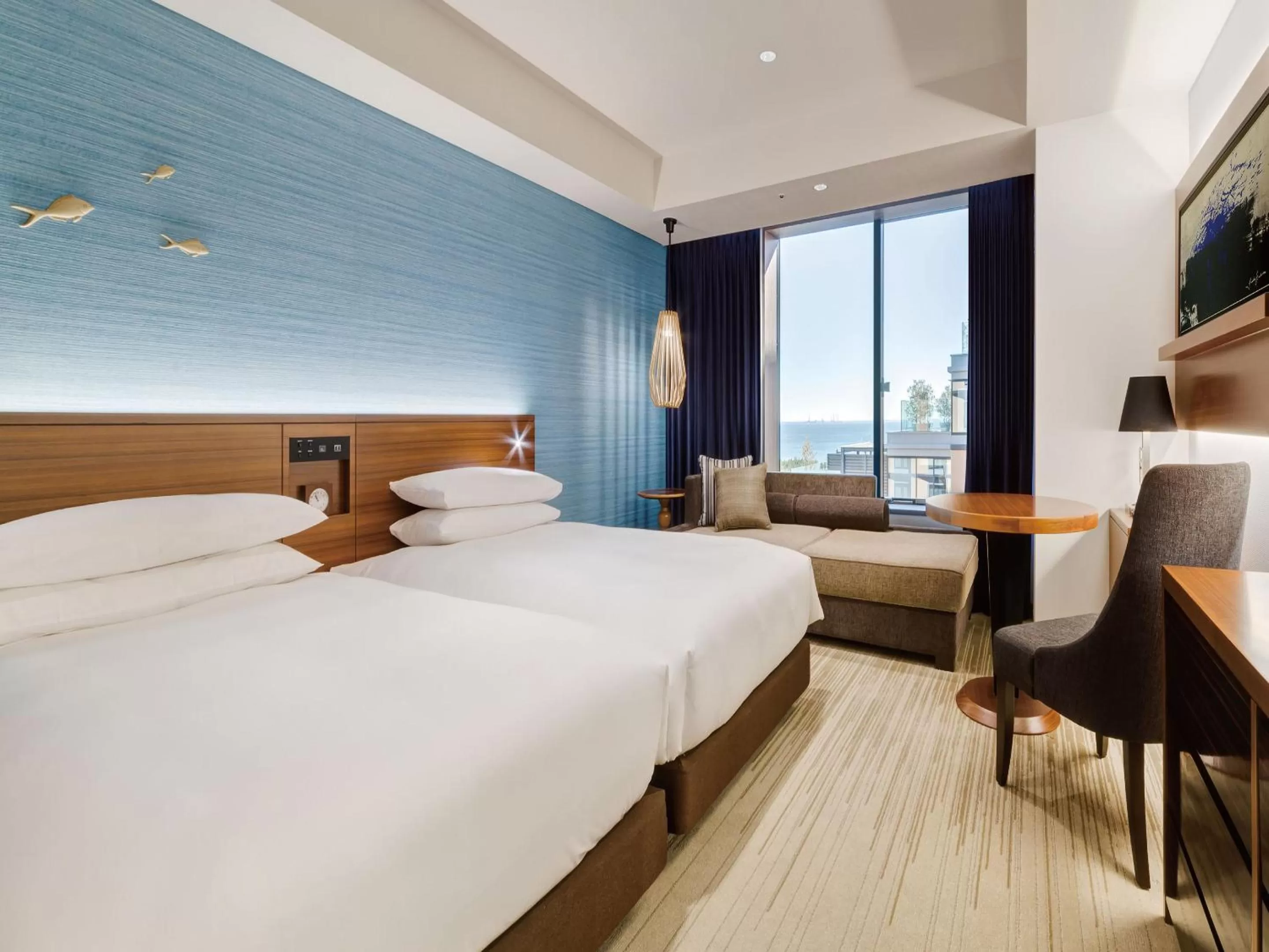 Photo of the whole room, Bed in Hyatt Regency Tokyo Bay