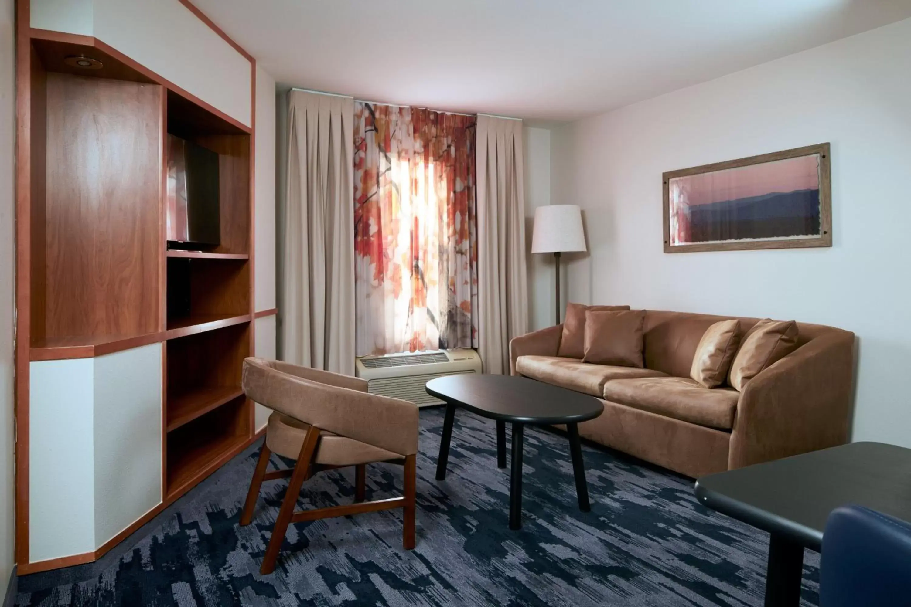 Living room, Seating Area in Fairfield Inn and Suites San Bernardino