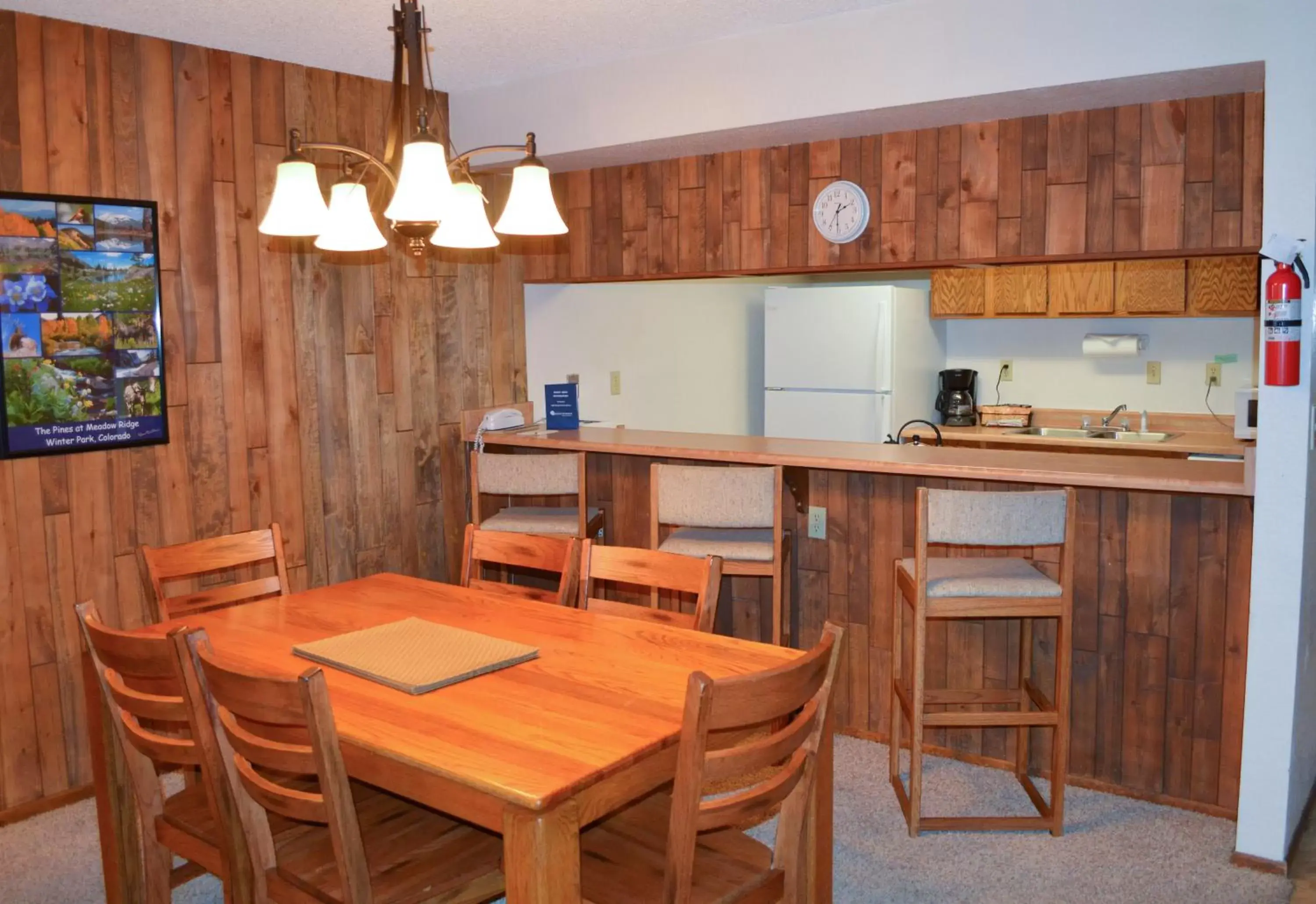 Dining area, Kitchen/Kitchenette in Pines at Meadow Ridge