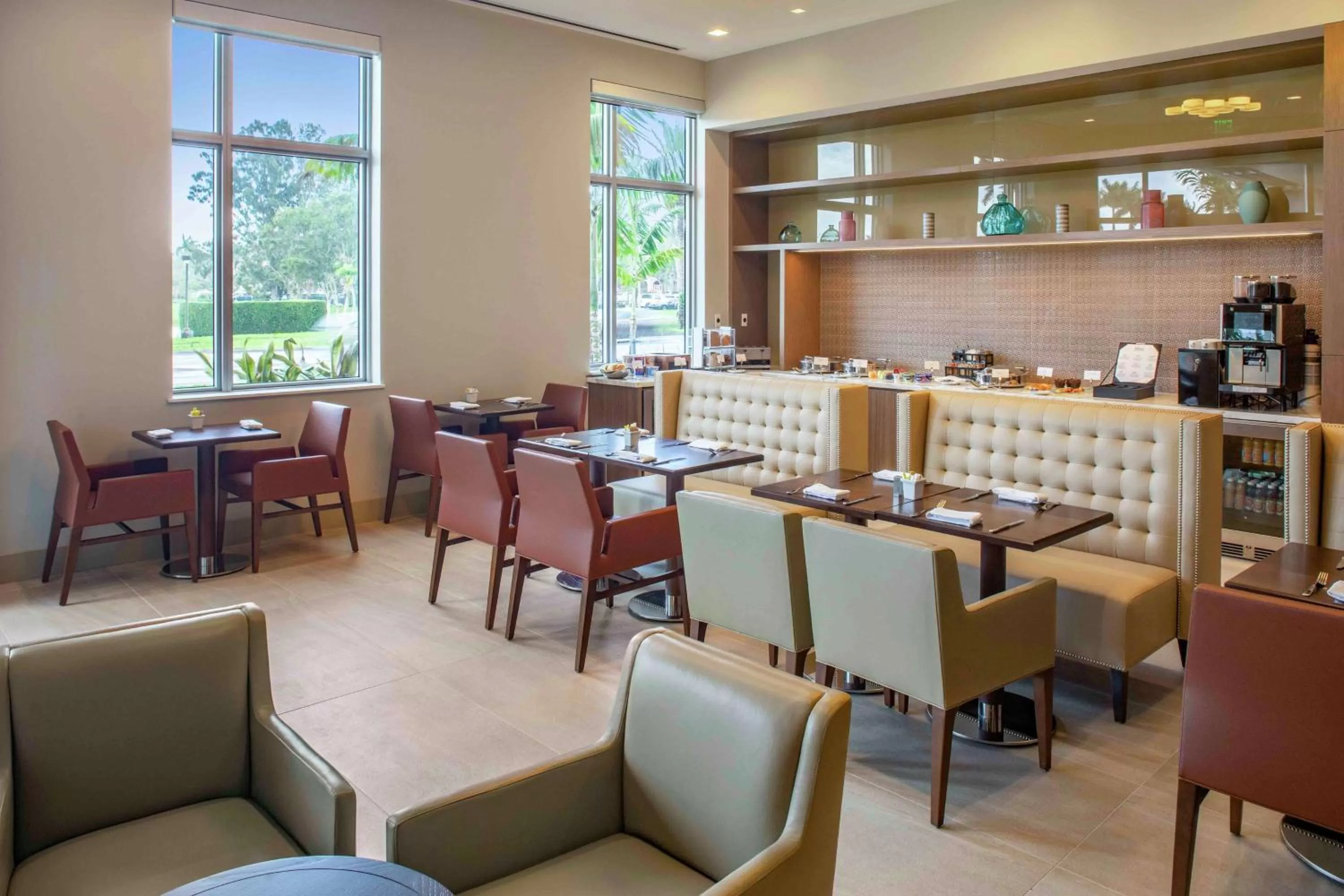 Restaurant/places to eat in Hilton Miami Dadeland