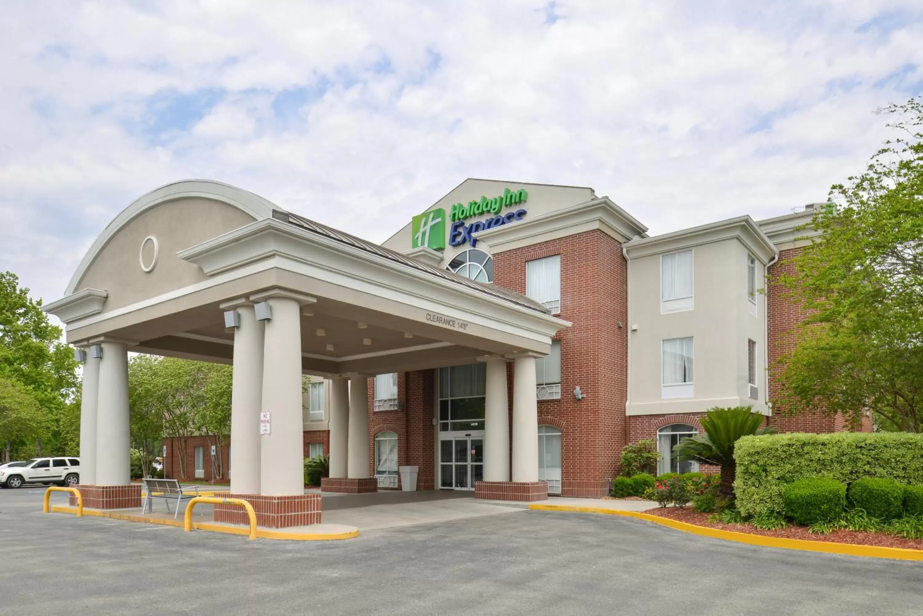 Property Building in Holiday Inn Express Hotel & Suites Lafayette, an IHG Hotel