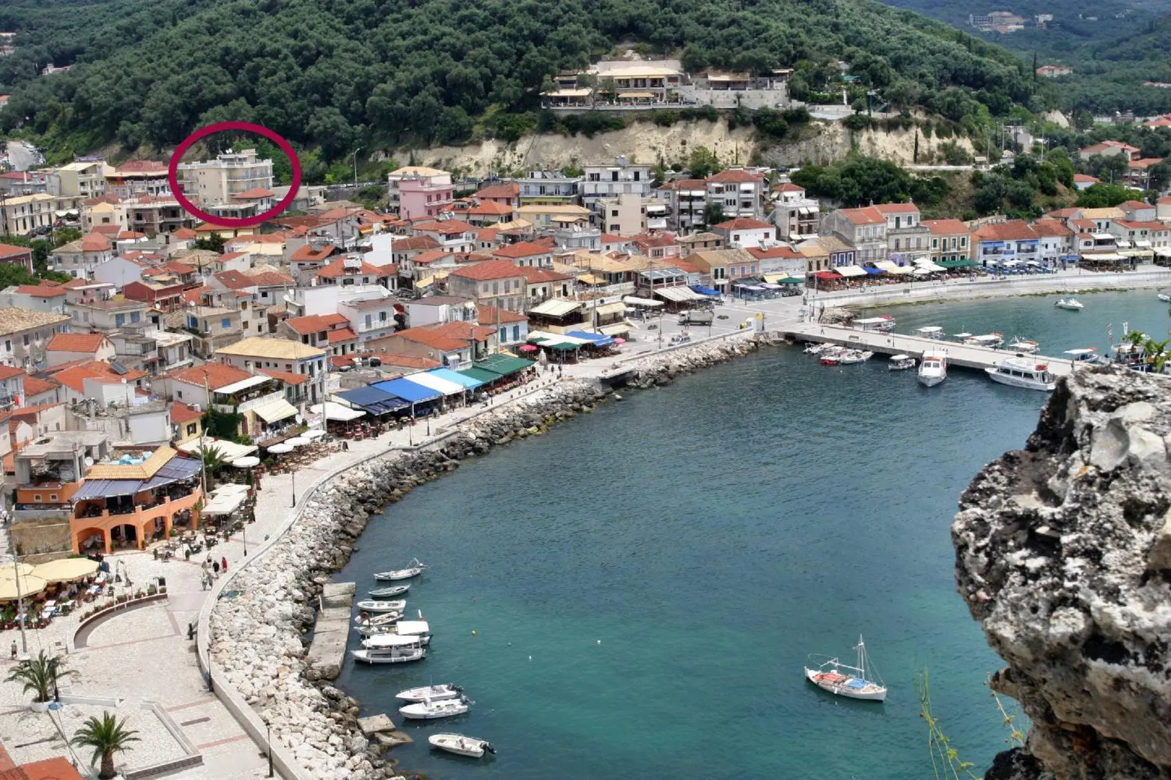 Neighbourhood, Bird's-eye View in San Nectarios