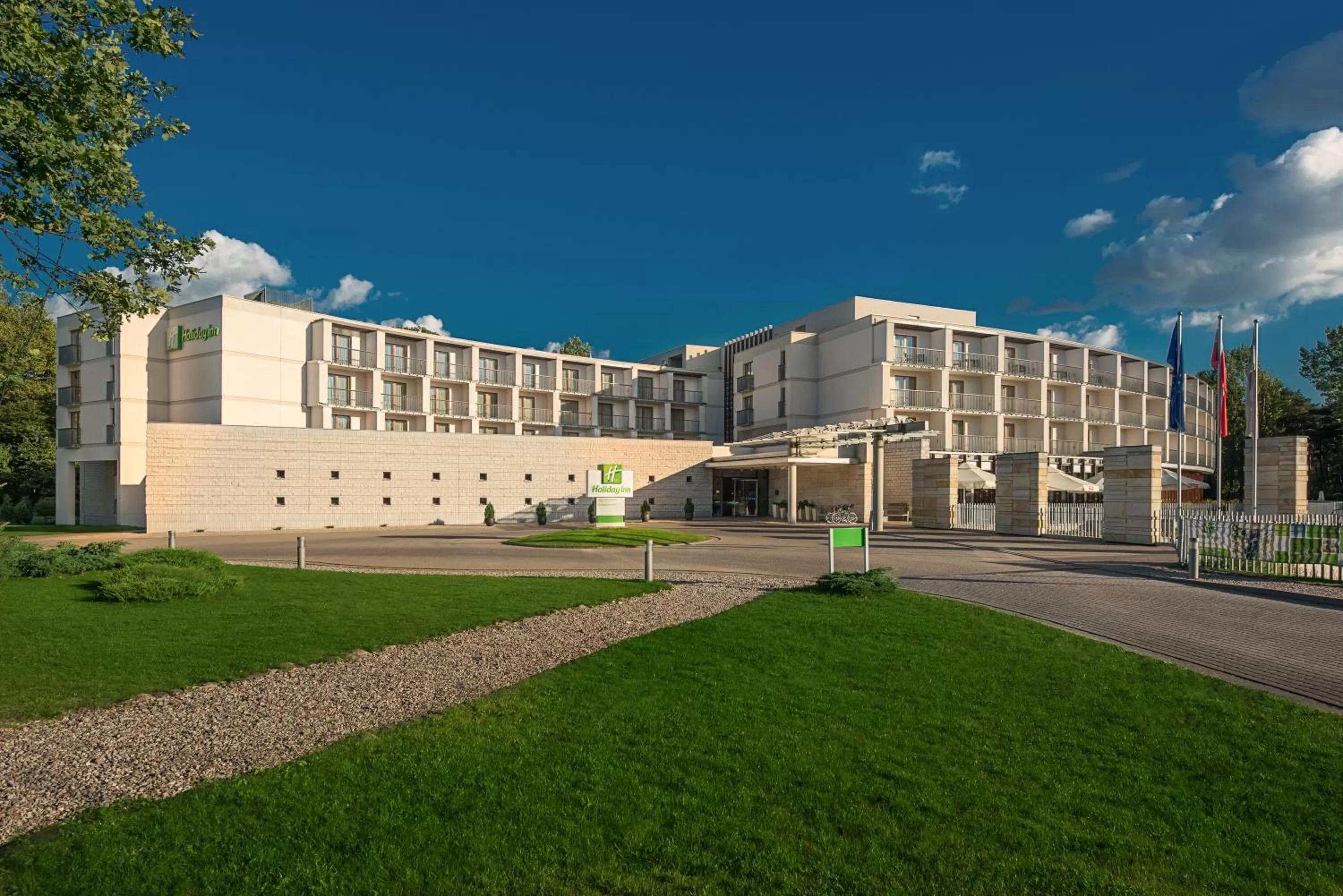 Day in Holiday Inn Resort Warsaw Józefów by IHG