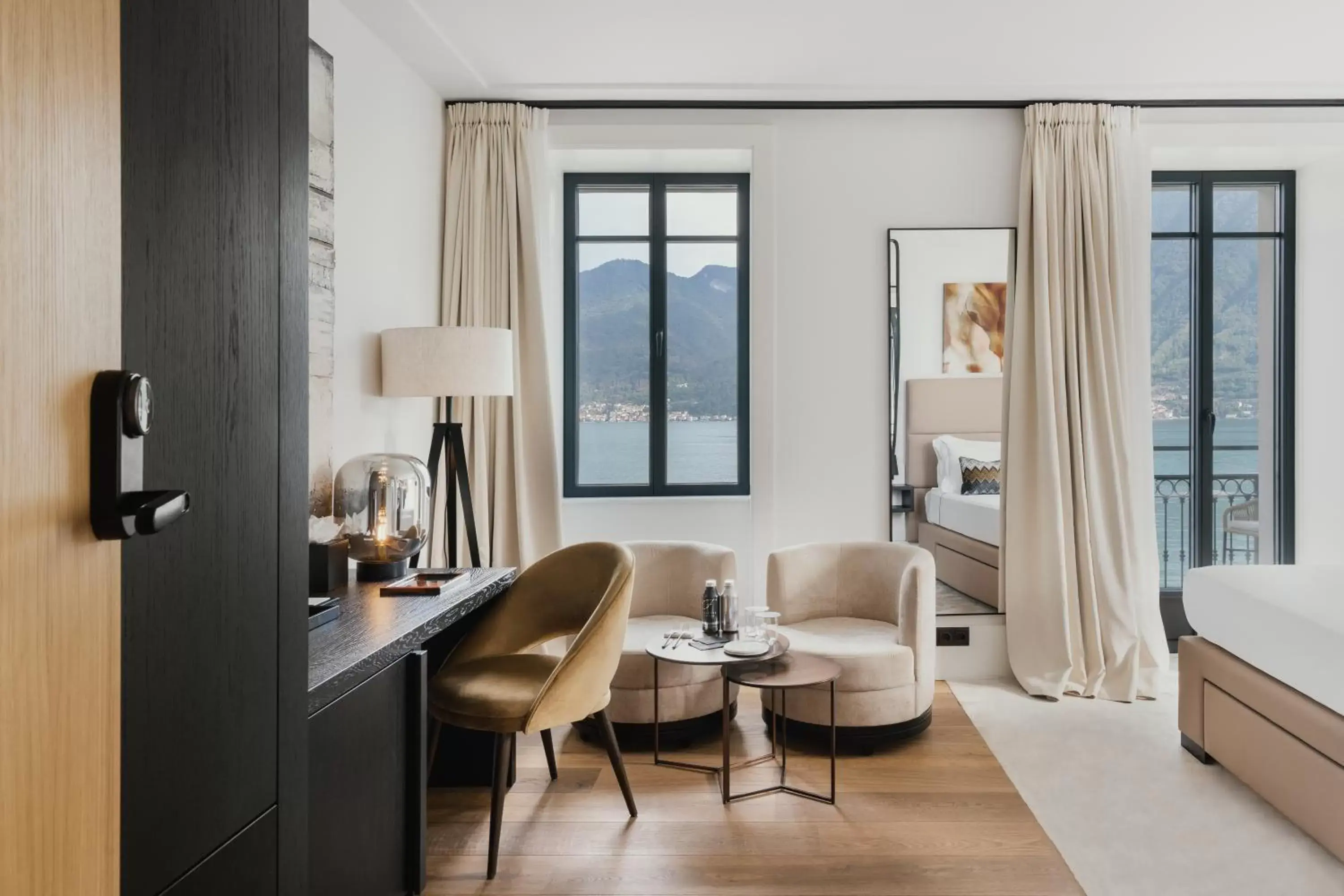 Deluxe Double Room with Lake View in MUSA Lago di Como Deluxe Double Room with Lake View in MUSA Lago di Como
