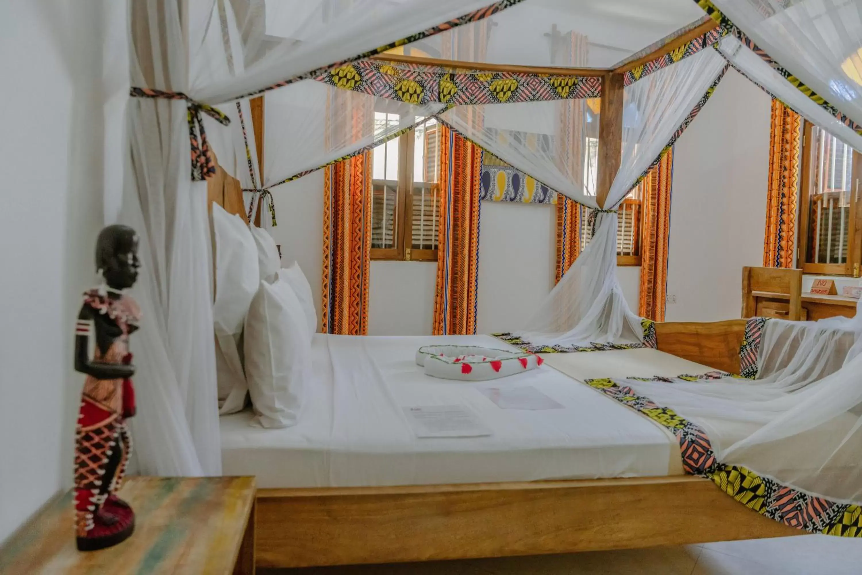 Bedroom, Bed in Shoki Shoki House Stone Town