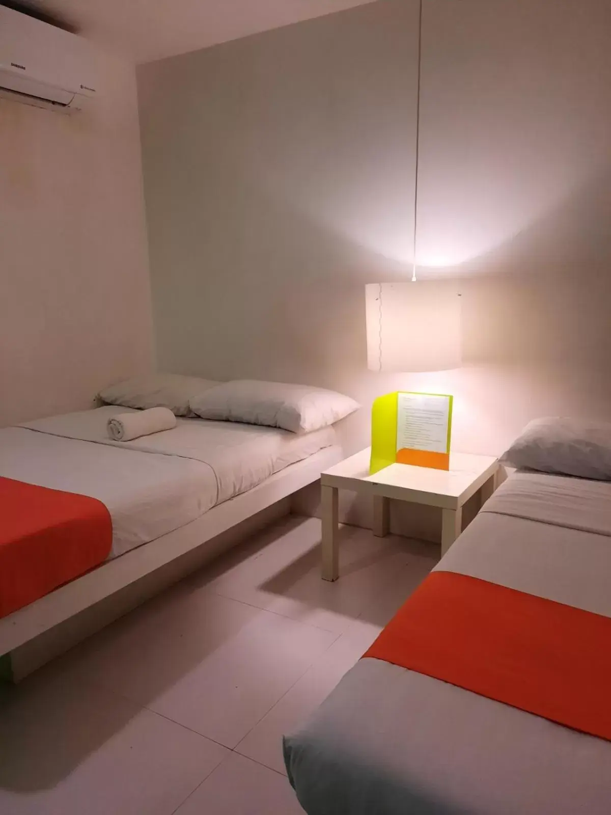 Bed in Islands Stay Hotels Mactan Bed in Islands Stay Hotels Mactan