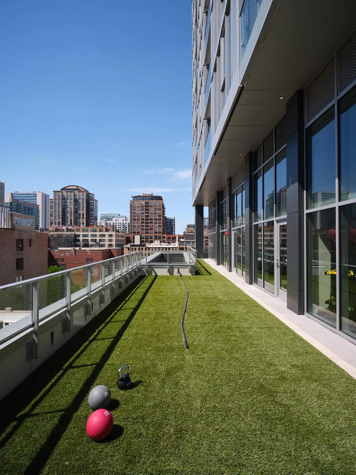 Fitness centre/facilities in Level Chicago - River North Fitness centre/facilities in Level Chicago - River North