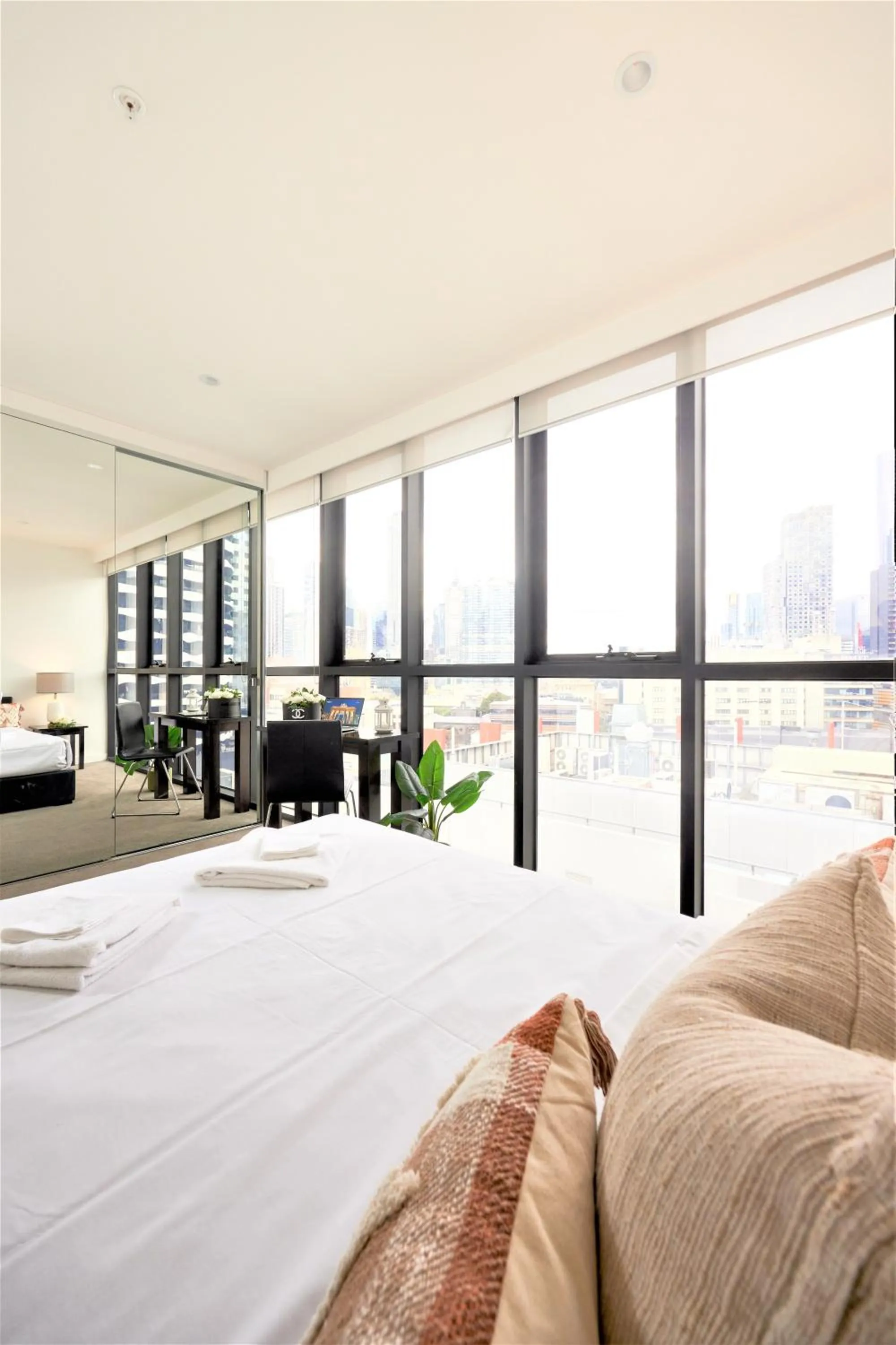 Bedroom, Bed in Arrow on Swanston