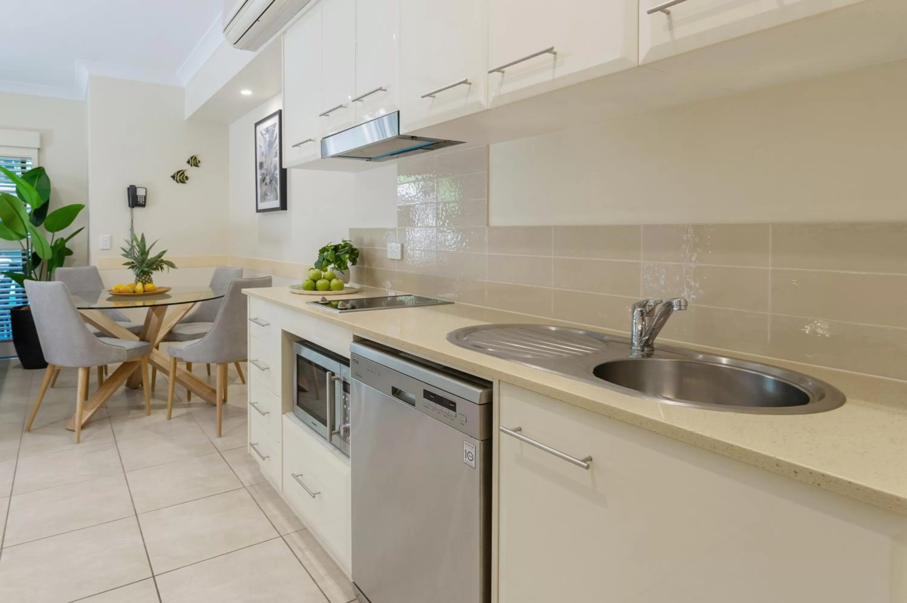 Kitchen or kitchenette in Shantara Resort Port Douglas - Adults Only Retreat