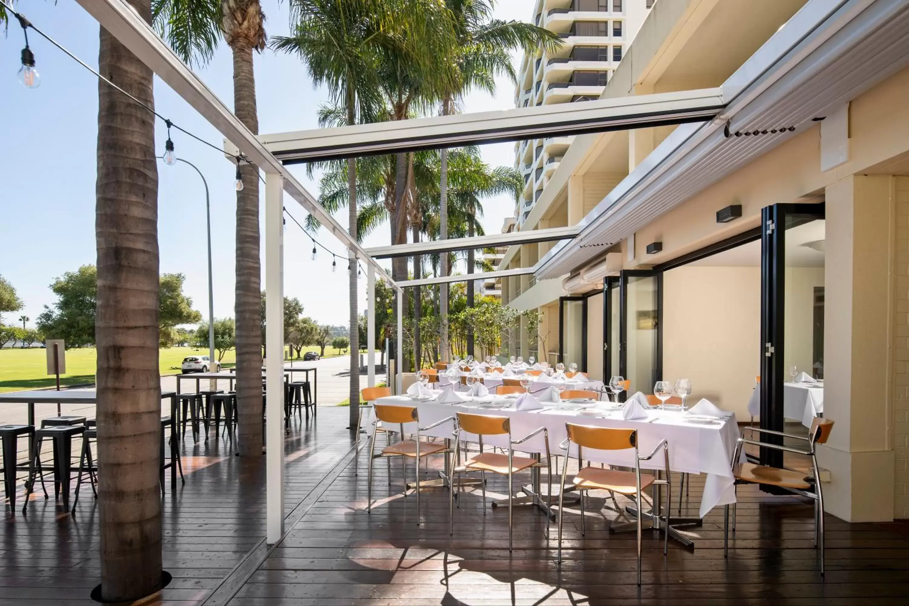 Restaurant/Places to Eat in Crowne Plaza Perth, an IHG Hotel