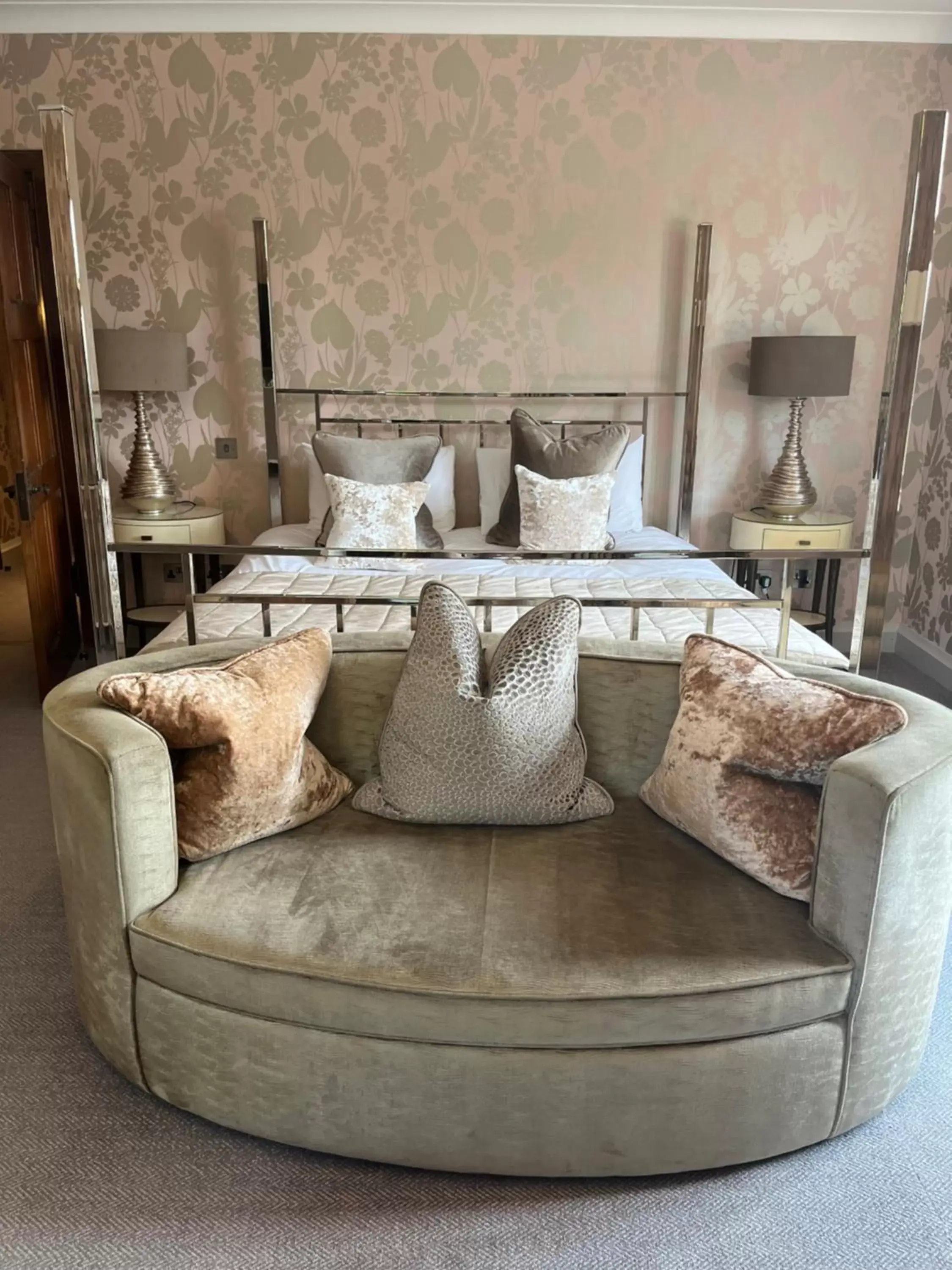Bed in Hogarths Stone Manor