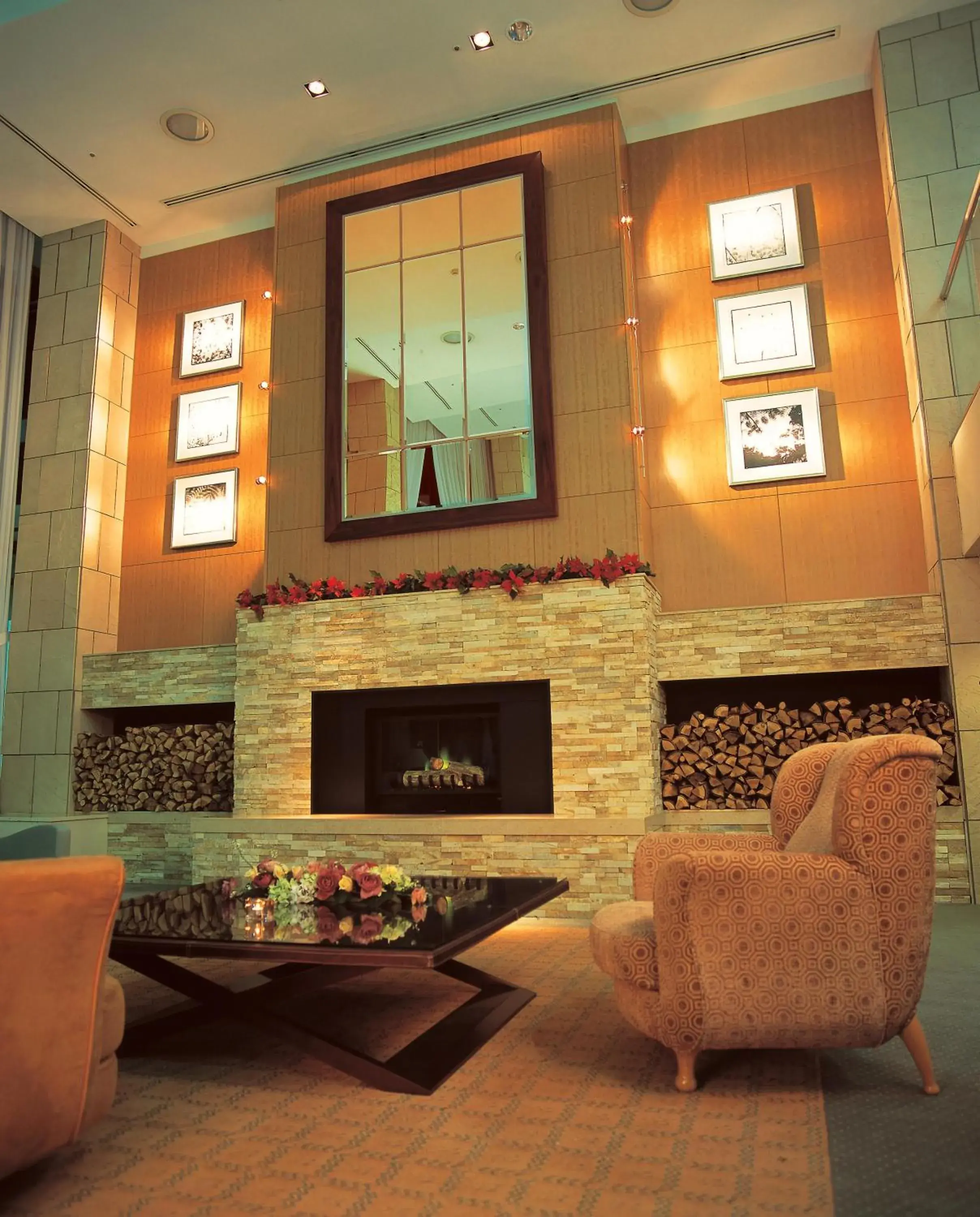 Communal lounge/ TV room, Lobby/Reception in Hotel Tangram