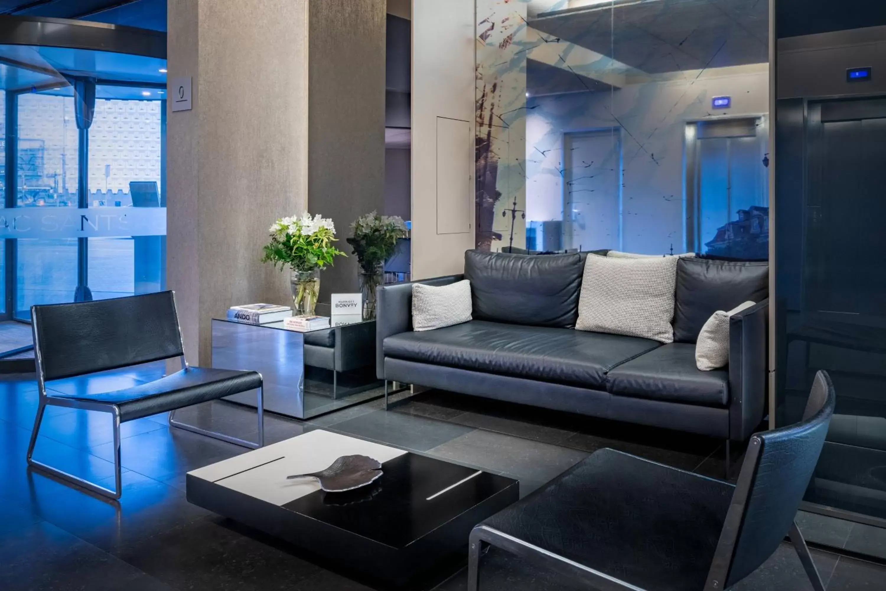 Lobby or reception, Seating Area in AC Hotel Sants by Marriott