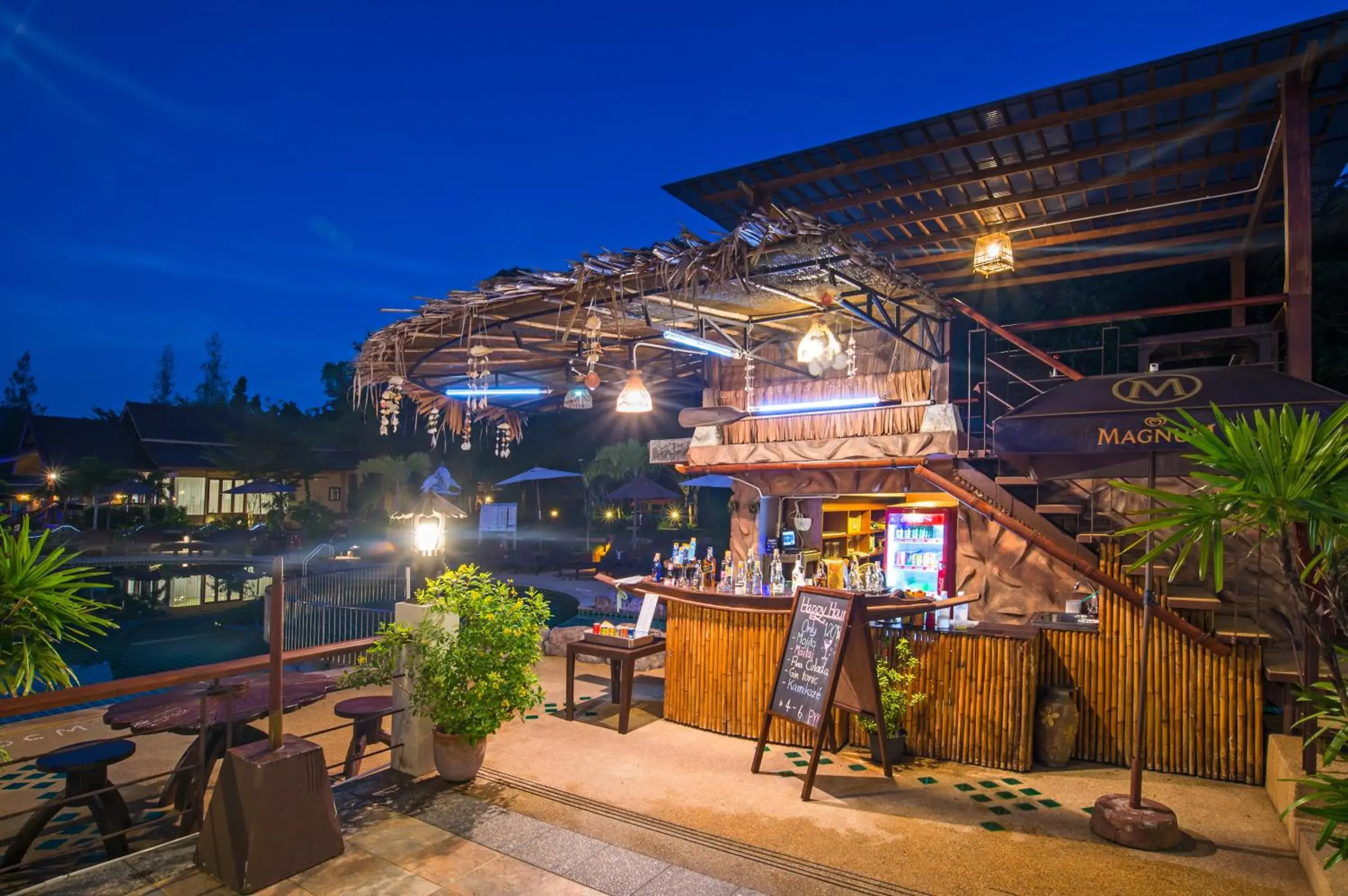 Lounge or bar, Property Building in Poonsiri Resort Aonang-SHA Extra Plus -FREE SHUTTLE SERVICE TO THE BEACH