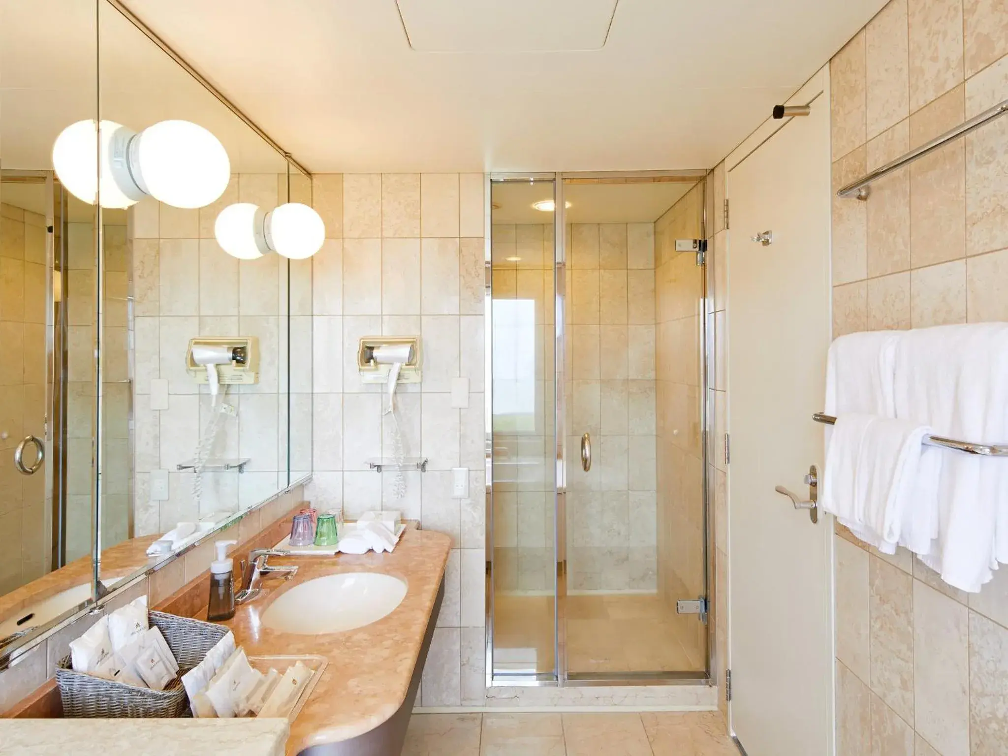 Bathroom in Grand Nikko Tokyo Bay Maihama