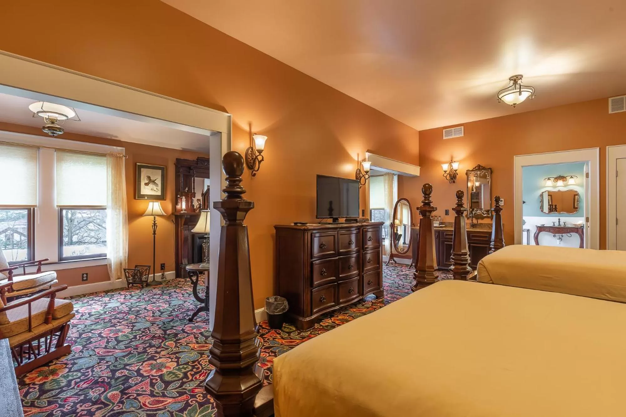 Photo of the whole room, Bed in Steele Mansion Inn & Gathering Hub