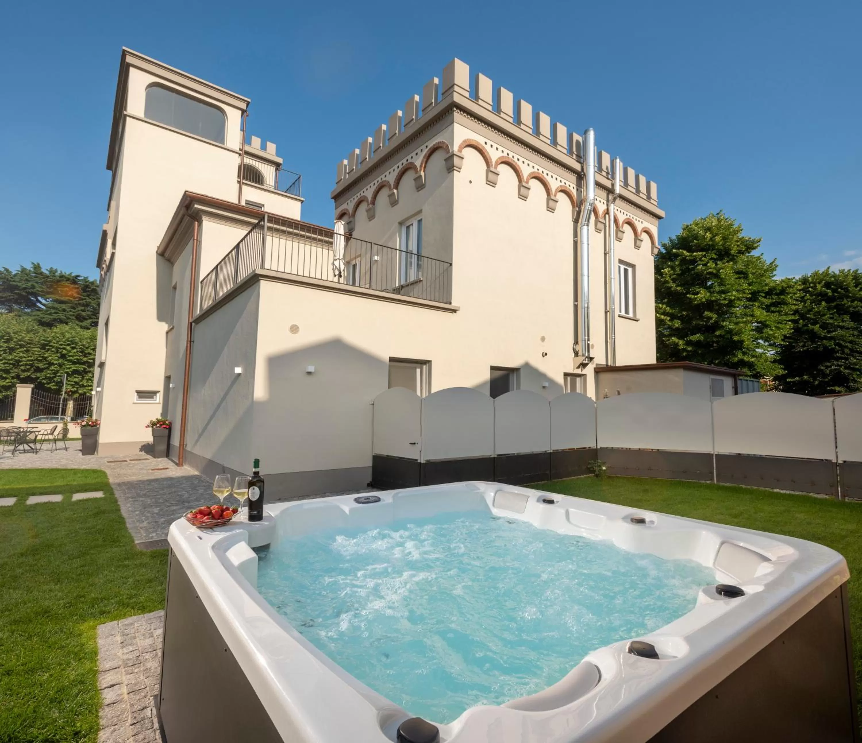 Garden in VILLA BERNASCONI