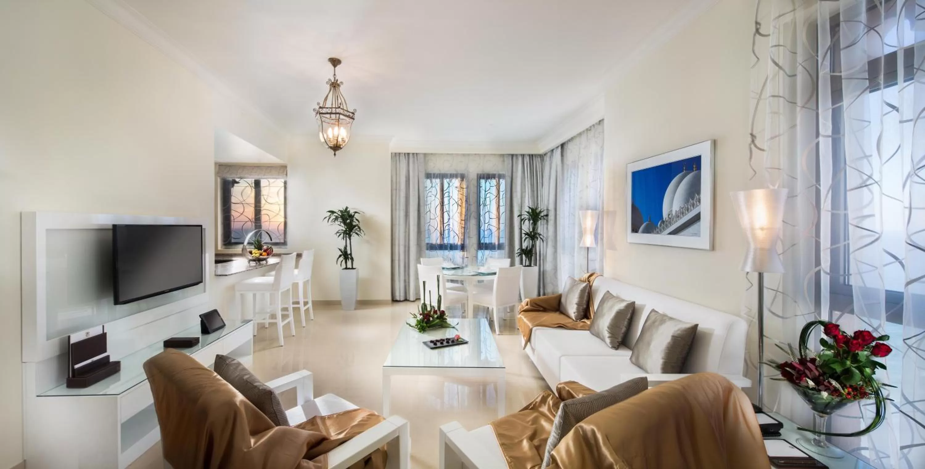 Living room in Bahi Ajman Palace Hotel