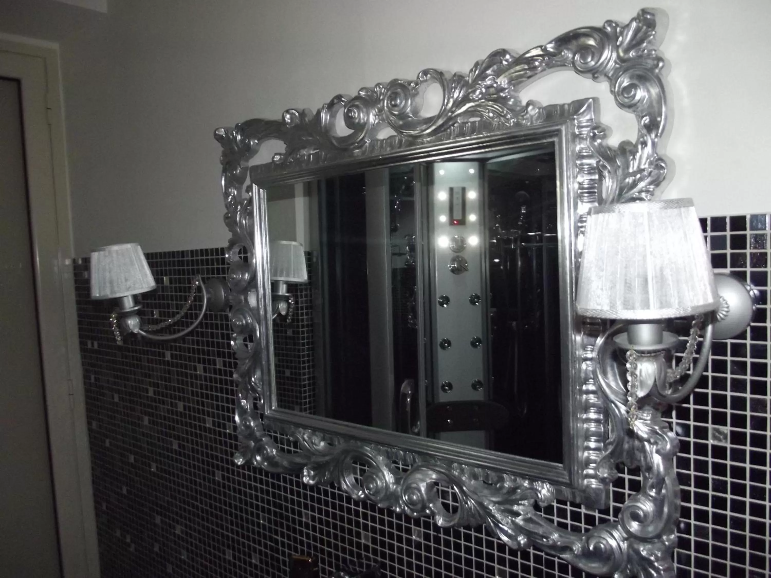 Bathroom in Duca di Uzeda Bed and Breakfast