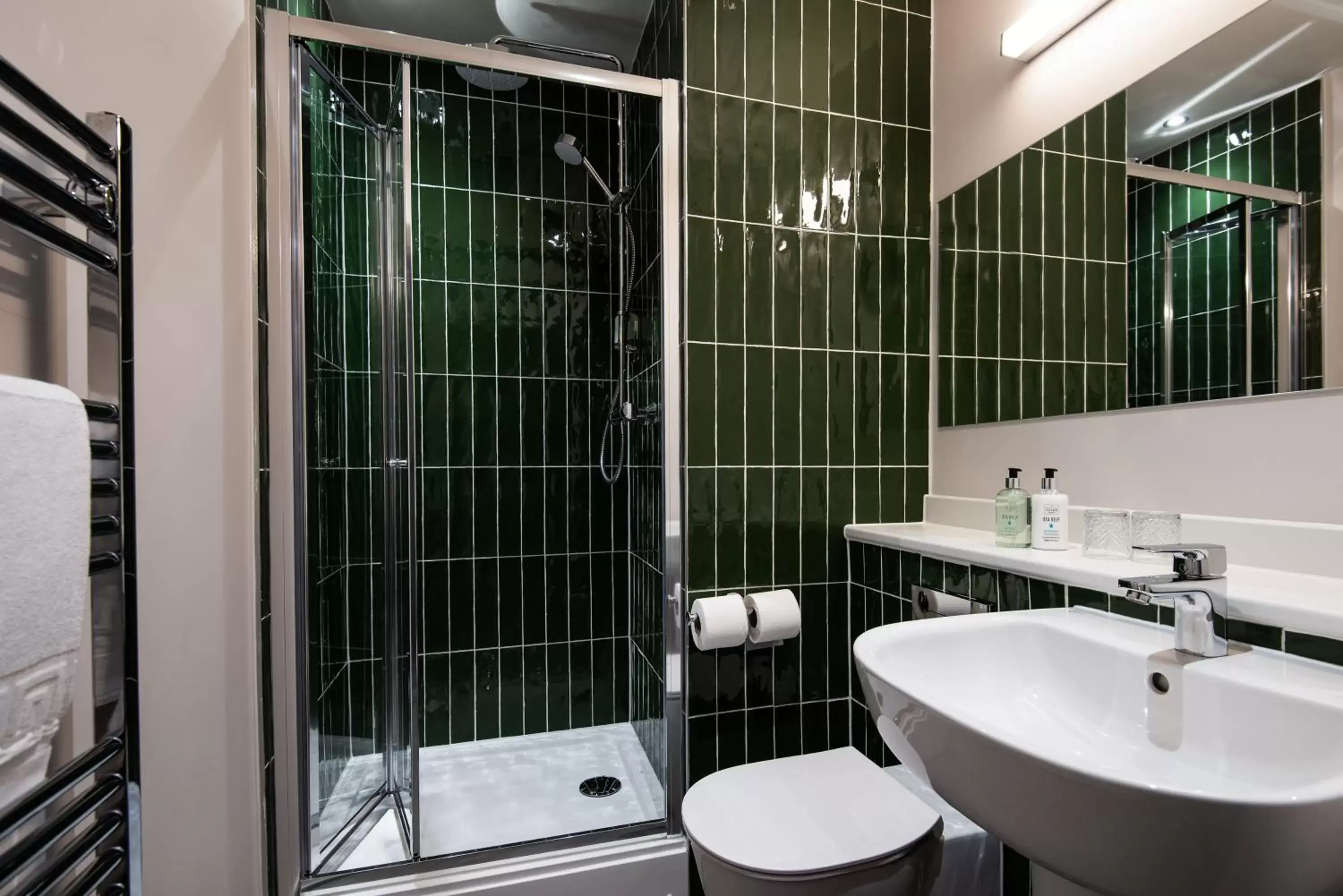 Shower, Bathroom in The Northallerton Inn - The Inn Collection Group