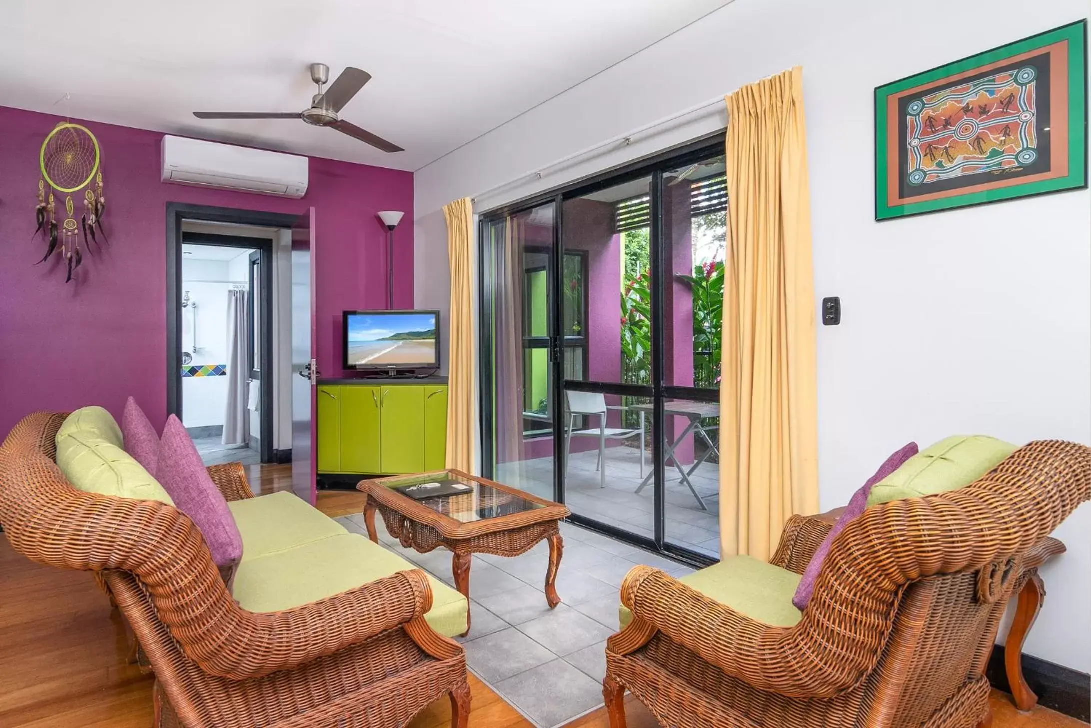 Seating Area in Dreamcatcher Beach-Side Apartments