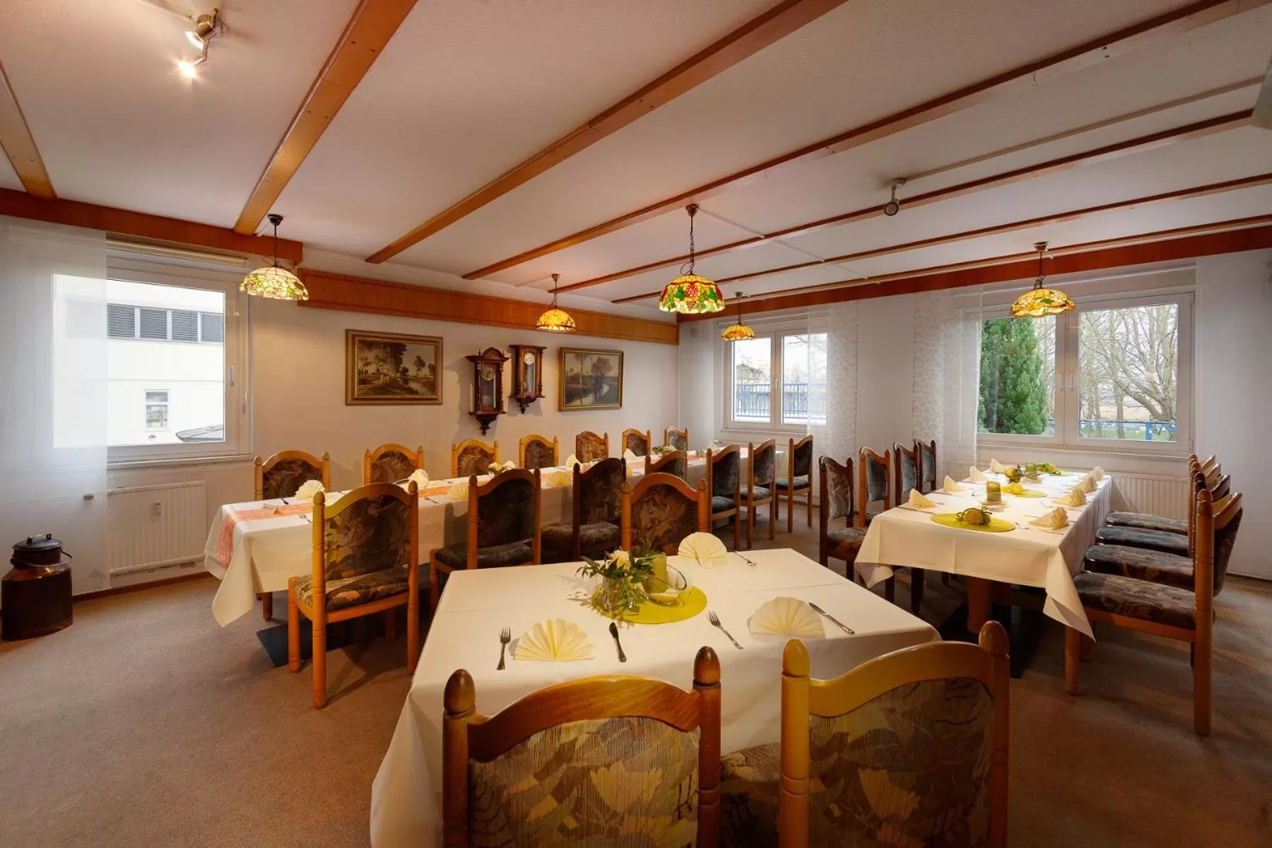 Restaurant/places to eat in Hotel Horizont GmbH