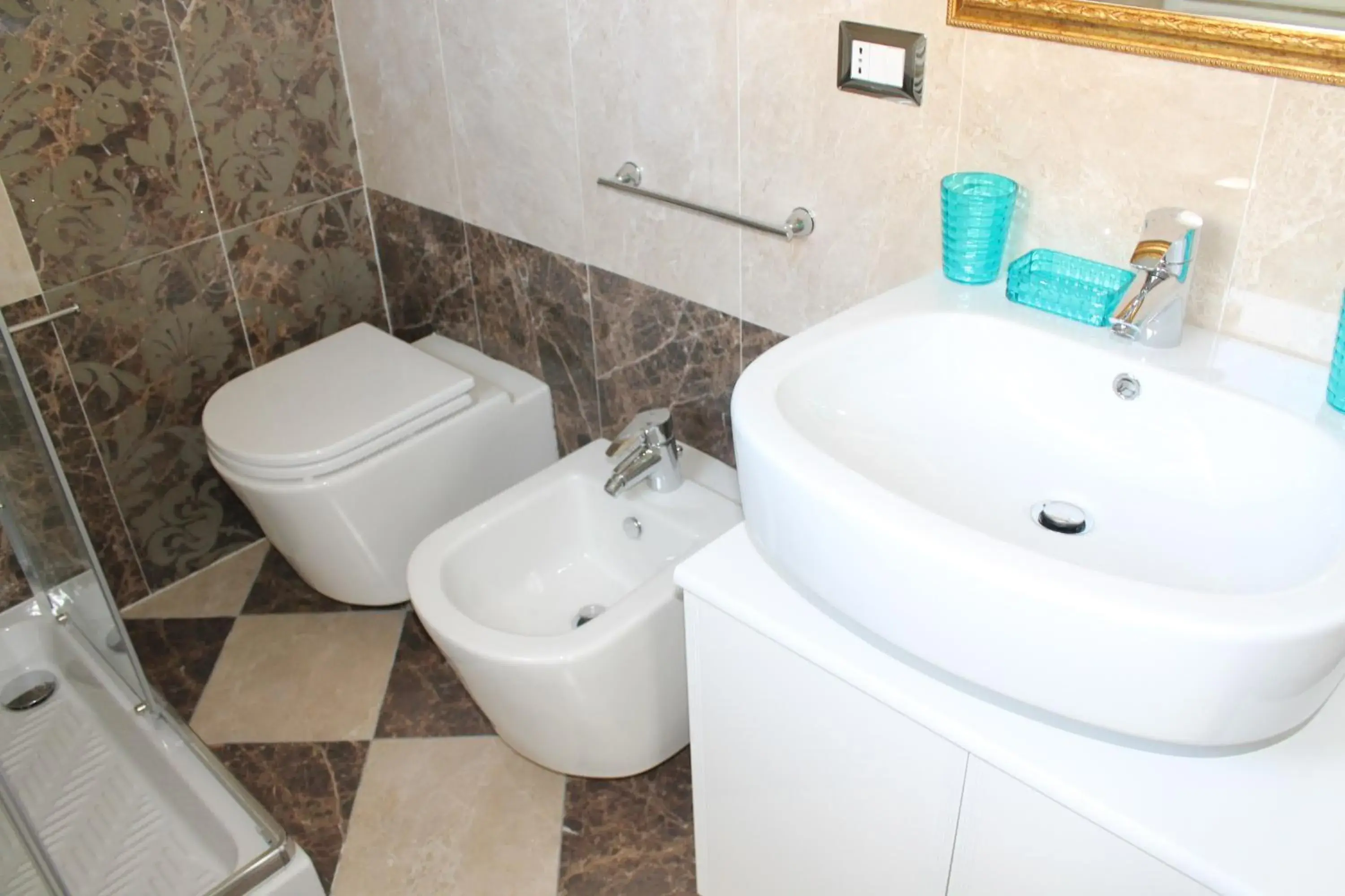 Shower, Bathroom in Hotel Residence Villa Del Mare