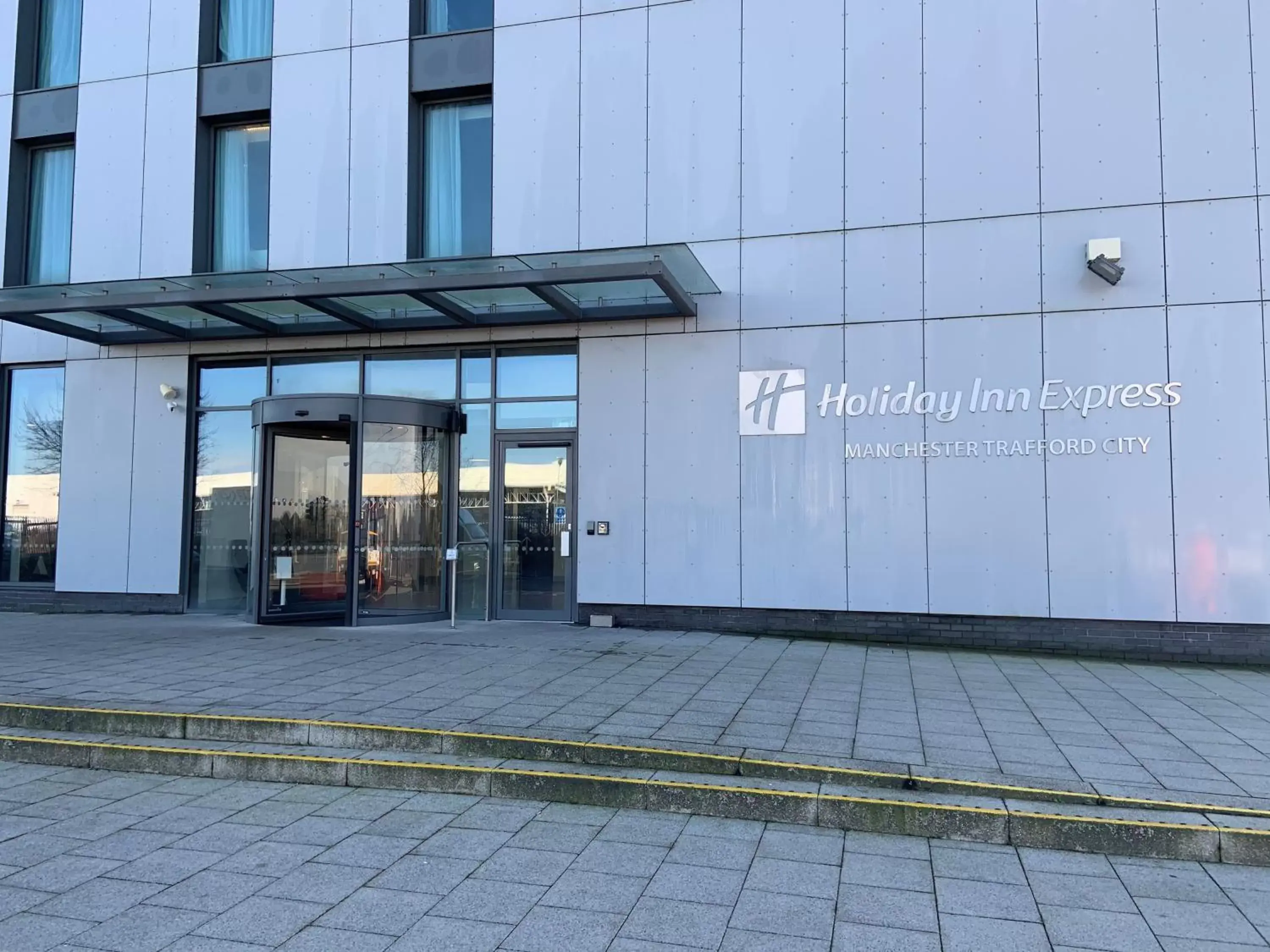 Property Building in Holiday Inn Express - Manchester - TRAFFORDCITY, an IHG Hotel